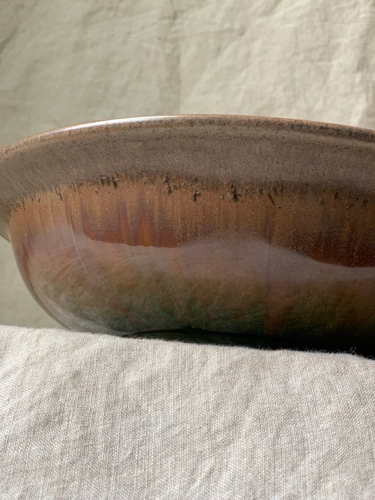 Große Mid-Century-Modern-Dekoschale aus Keramik mit Fat Lava-Glasur - 20. Jahrhundert (Unbekannt) im Angebot