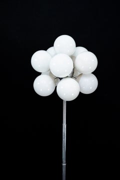 Lampadaire italien vintage de style « Space Age » signé Reggiani, datant des années 1960.