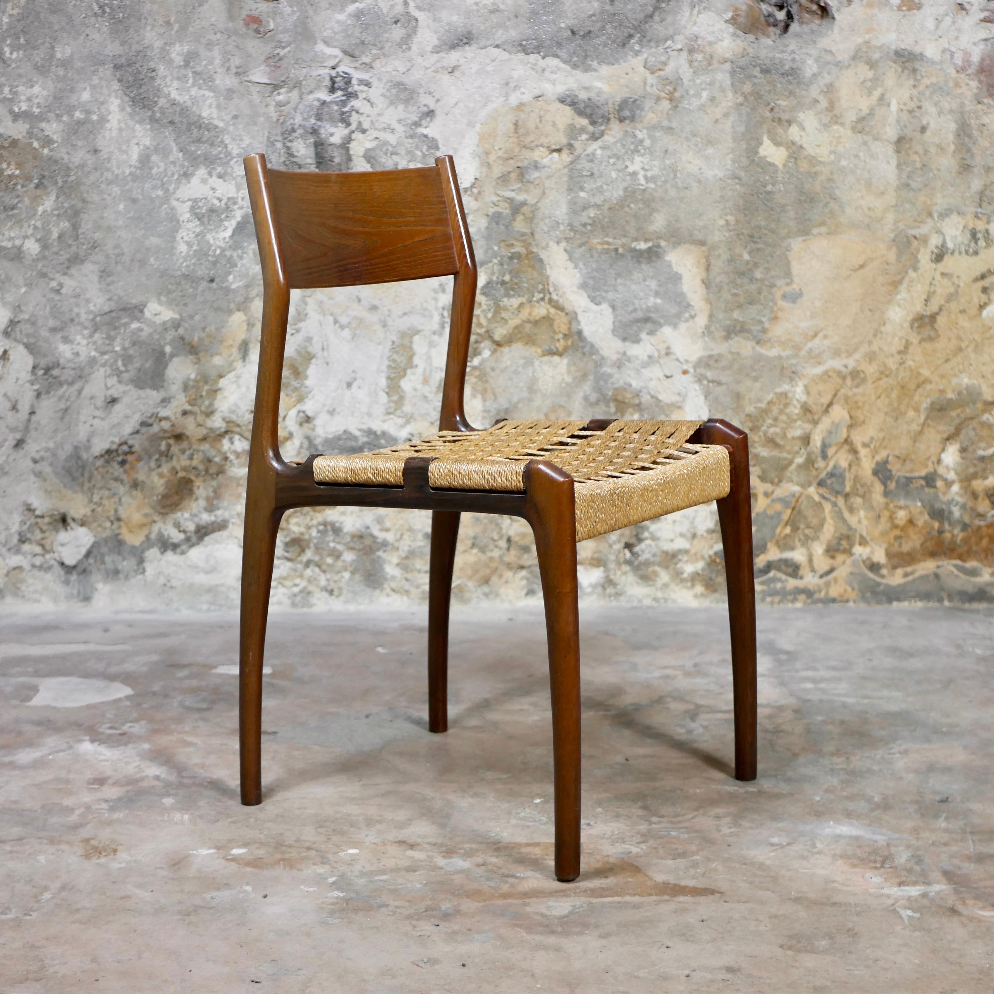 Set of 6 Havana Italian chairs by the Consorzio Sedie Friuli, 1960s 4
