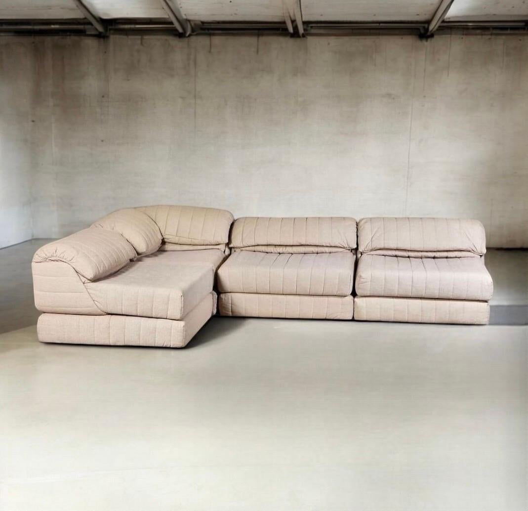 mah jong sofa