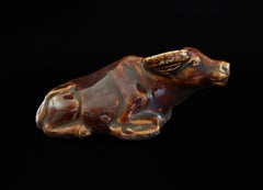 Figurita de cerámica de un buey «okimono» de mediados de siglo — Firmada por 正 Tadashi — Japón — Hacia 1960