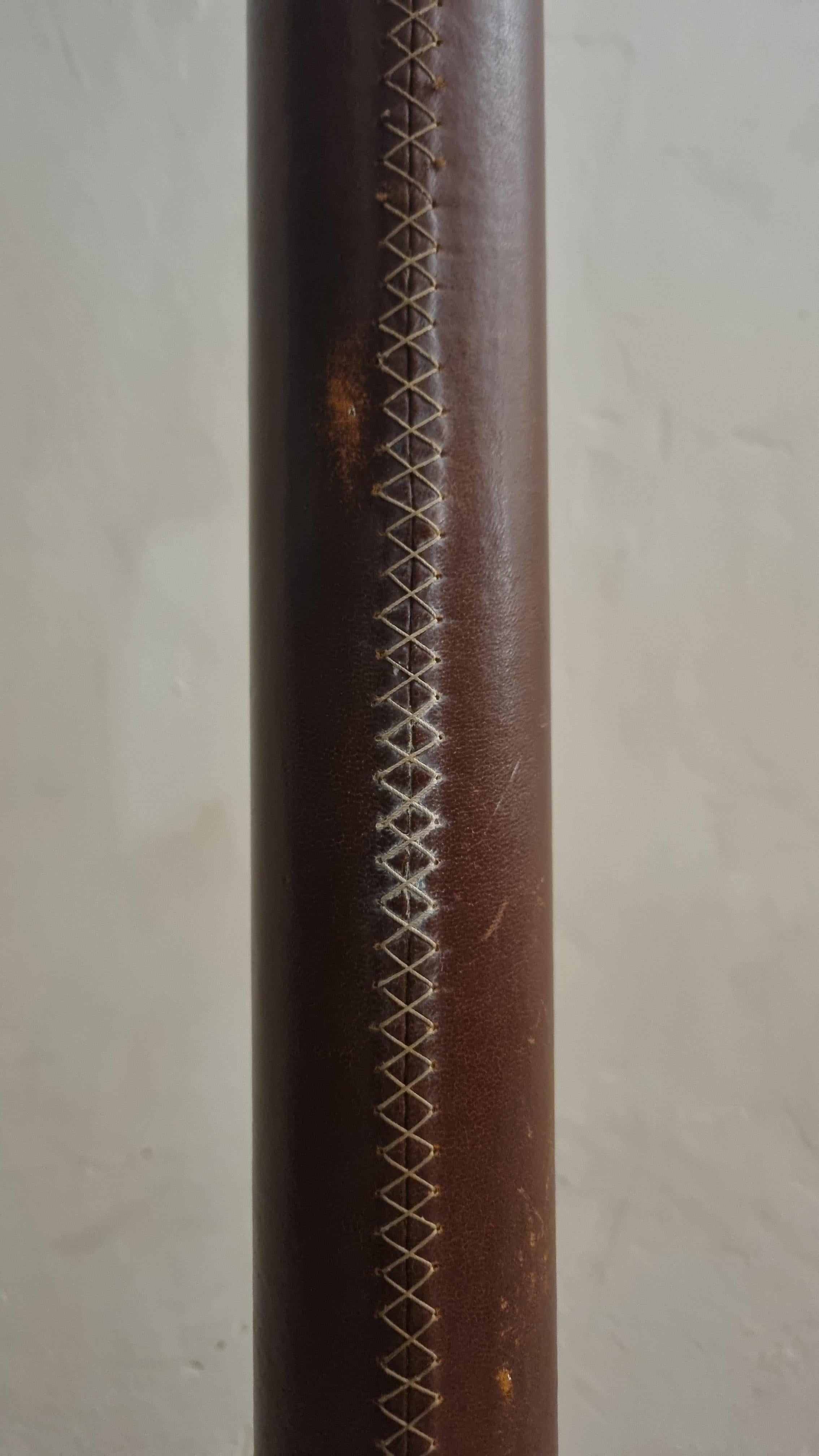 Iconic AT 16 coat rack designed by Osvaldo Borsani for Tecno, 1961. in vendita 1