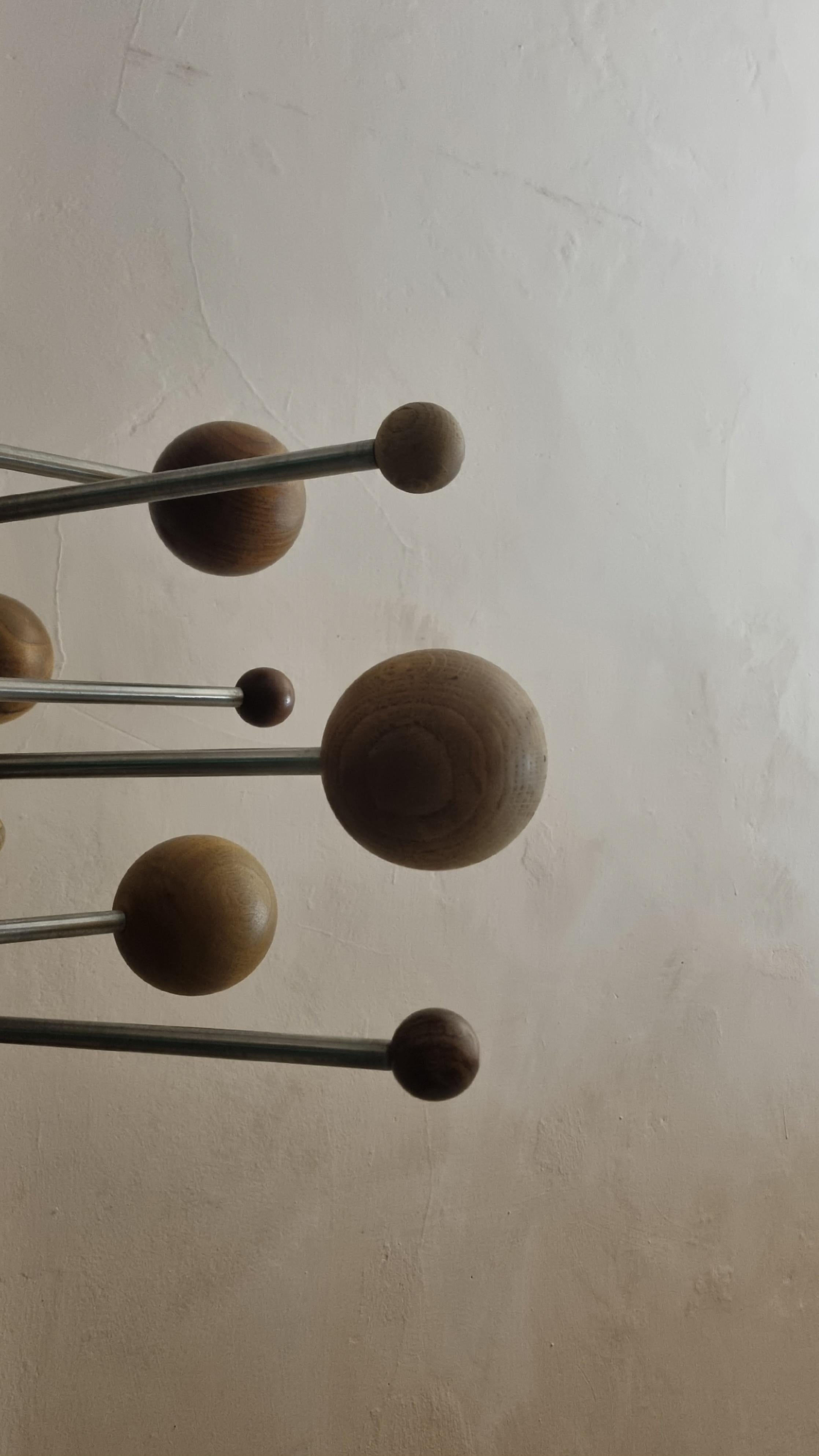 Iconic AT 16 coat rack designed by Osvaldo Borsani for Tecno, 1961. in vendita 3