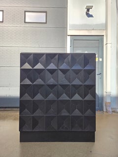 Mueble bar geométrico de estilo brutalista, ébano negro, firmado «The Coene», Bélgica, 1970