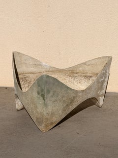 Seltenes „Molar“-Design von Willy Guhl, skulpturaler Pflanzkübel aus Zement, Schweiz, 1950er Jahre