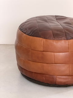 Pouf vintage De Sede in pelle patchwork – Svizzera, anni ’70