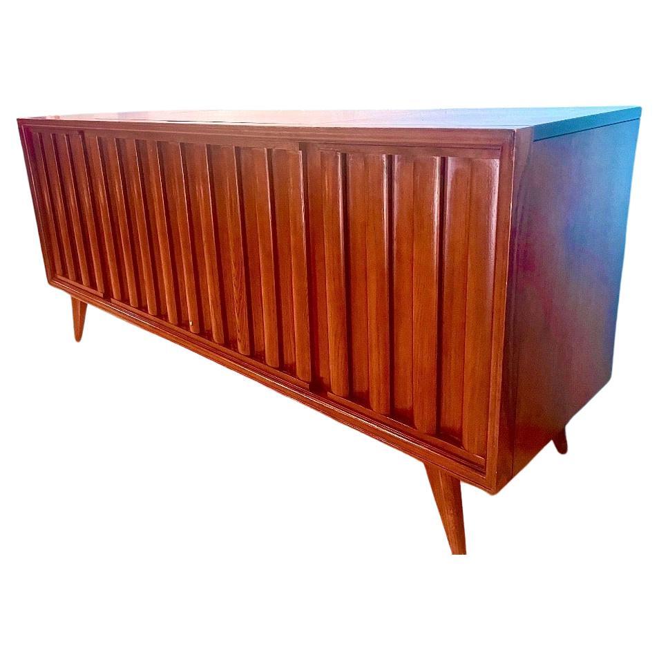 Mid-Century Modern Stereo Console Zenith Record Player bar platinum ...