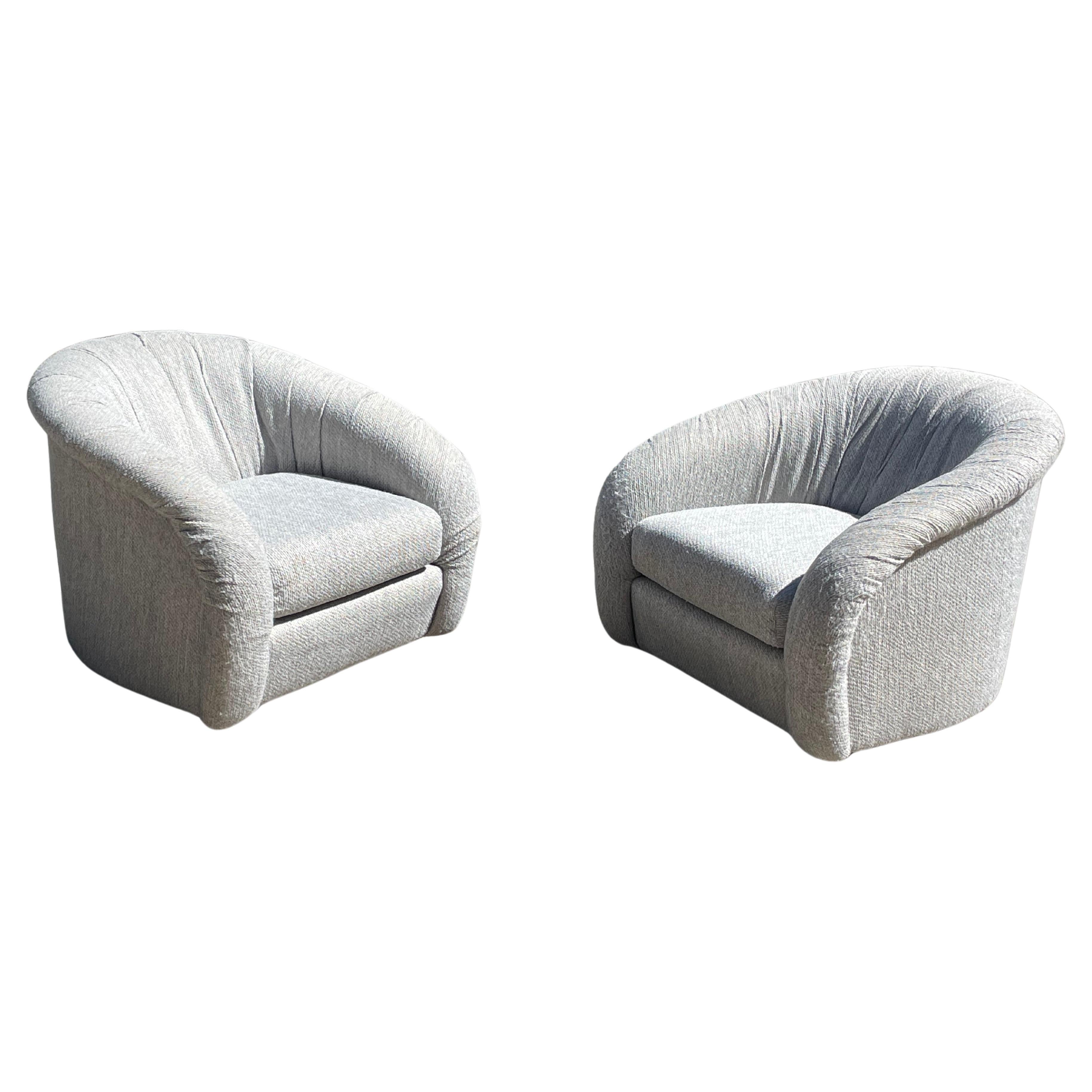 Milo Baughman 80s Swivel Barrel Chairs In Good Condition In Los Angeles, CA