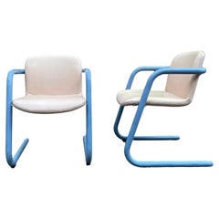 Mid-Century Kinetics Blau 100/300 Stühle von Salmon & Hamilton - 2er Set