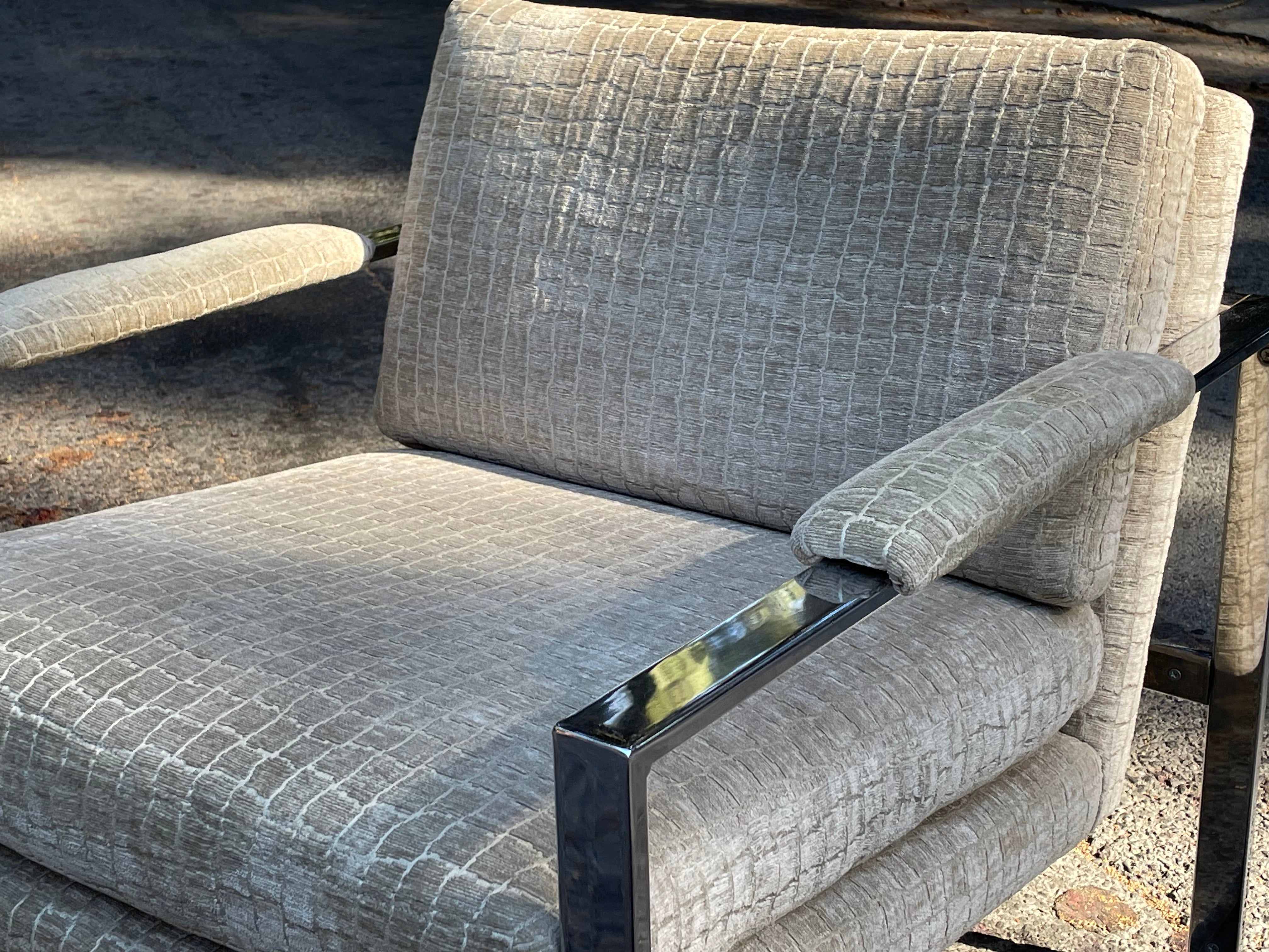 Milo Baughman Chrome Lounge Chairs, Pair In Good Condition In Los Angeles, CA