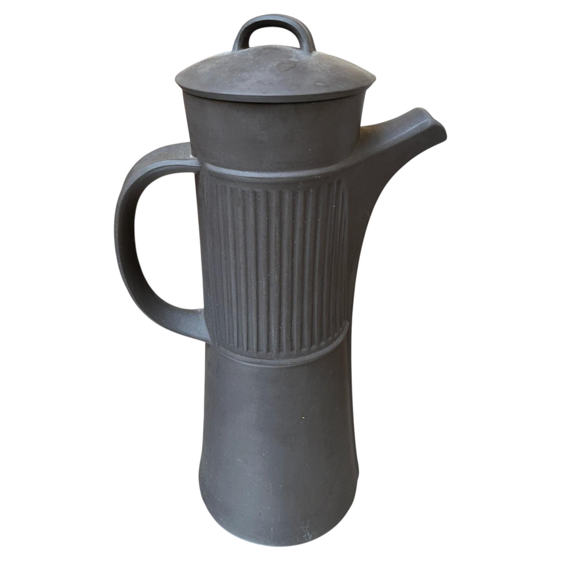 Cafetera de gres «Dansk Flamestone», de Jens Quistgaard