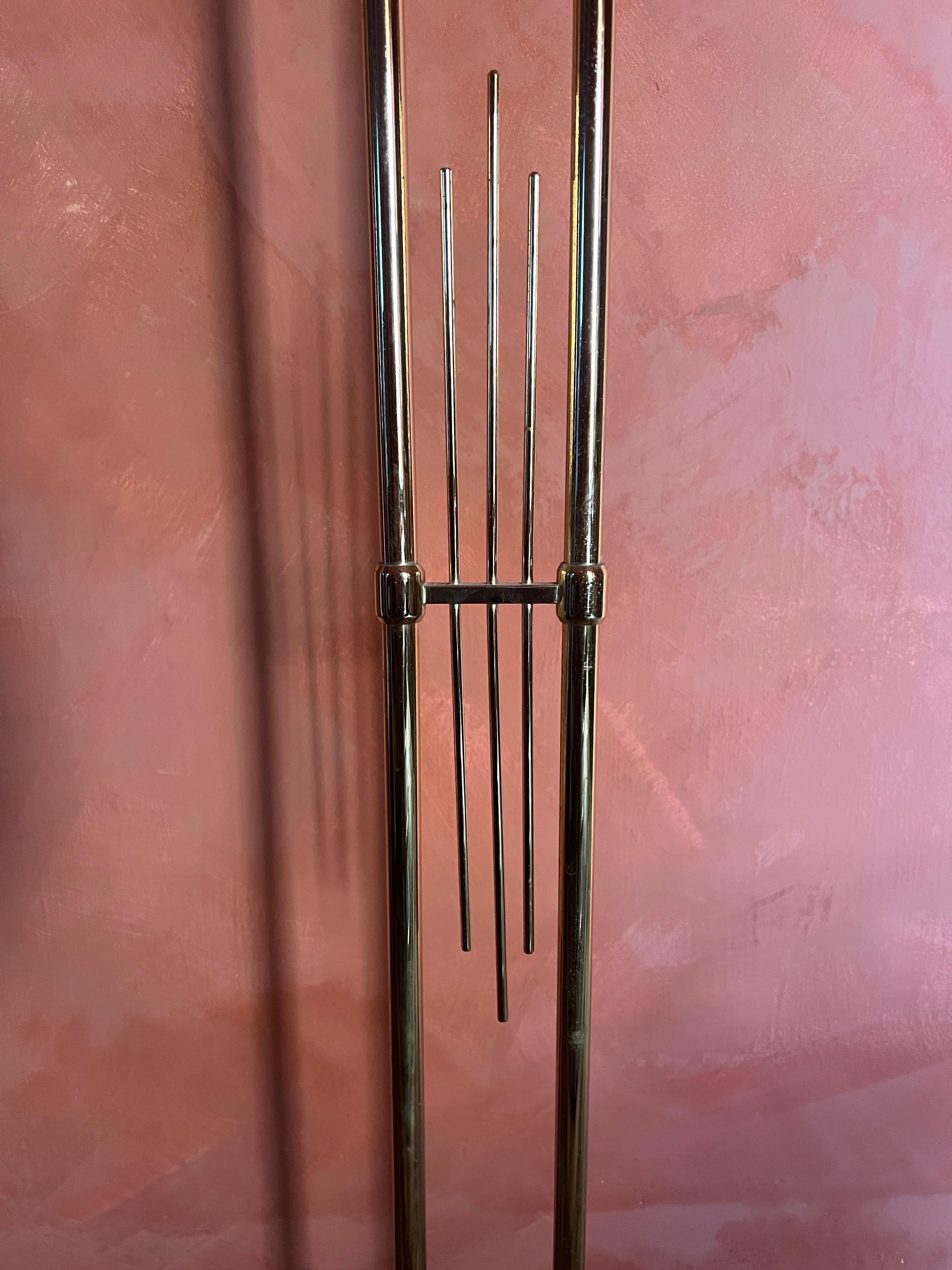Vase en aluminium italien moderne du milieu du siècle  Une œuvre d'art des années 1970 en vente 65