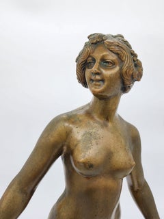 Austrian Art Deco bronze sculpture signed "Tuch" circa 1920.