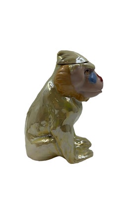 Figurita de mandril de porcelana alemana de mediados de siglo, con la marca «Germany»
