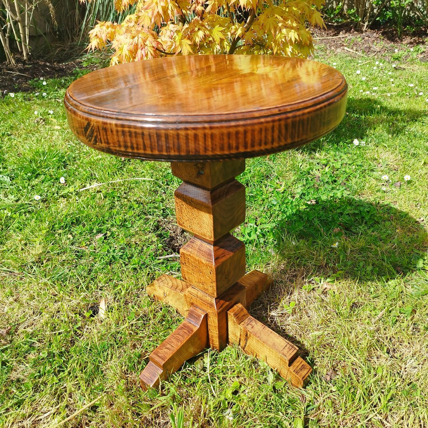 Smal solid oak brutalist side table/gueridon. Nice original patina, the top is 6cm (2.3