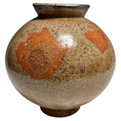 Barattolo Shino Moon di Jason Fox, Ceramica lavorata a mano, By Design Modern, Los Angeles