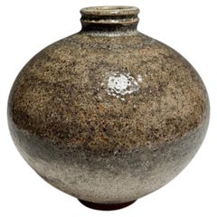 Vaso "Shino" di Jason Fox, ceramica realizzata a mano, design moderno, Los Angeles
