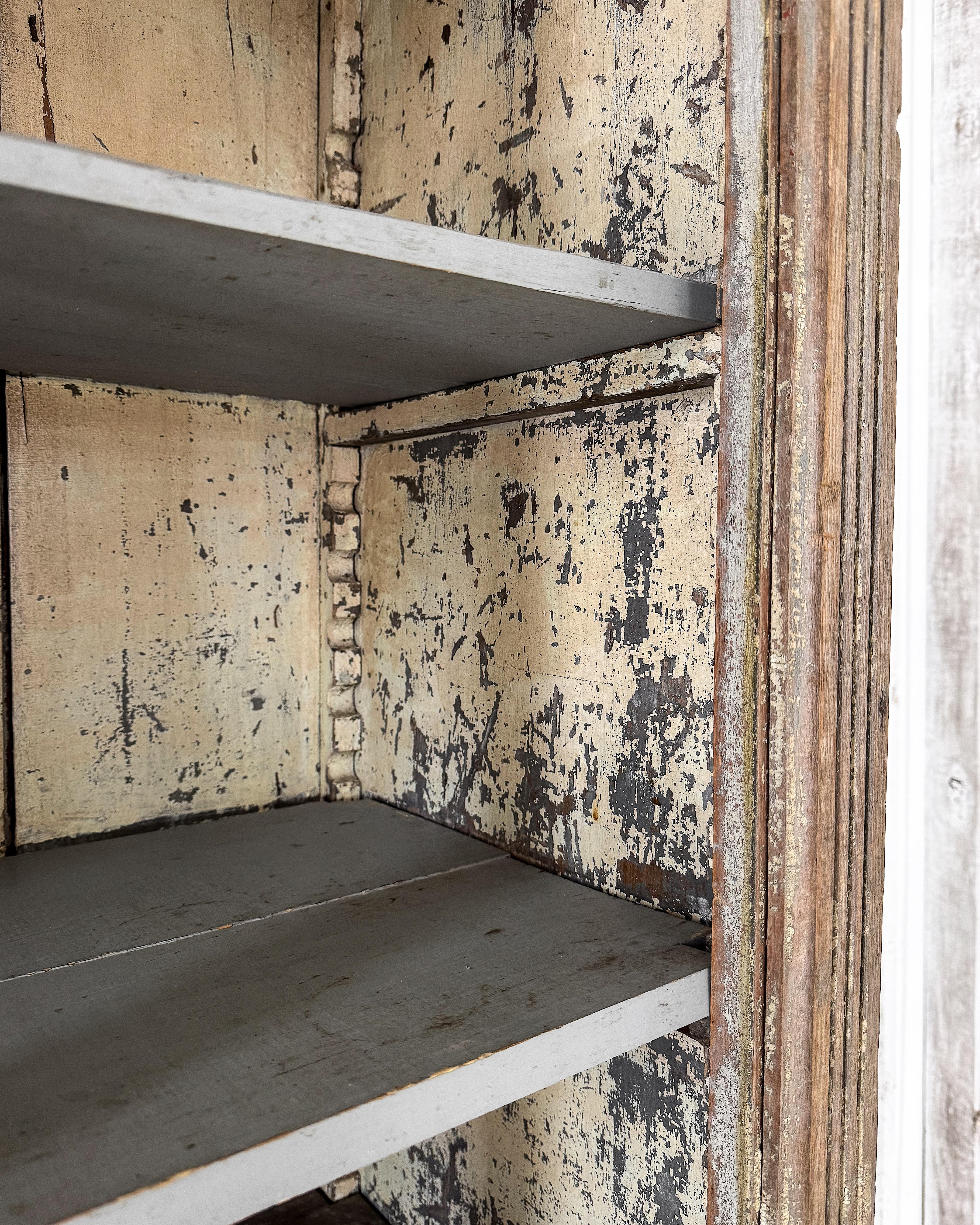 Antique Primitive 4 Door Cupboard with Worn Paint For Sale 4