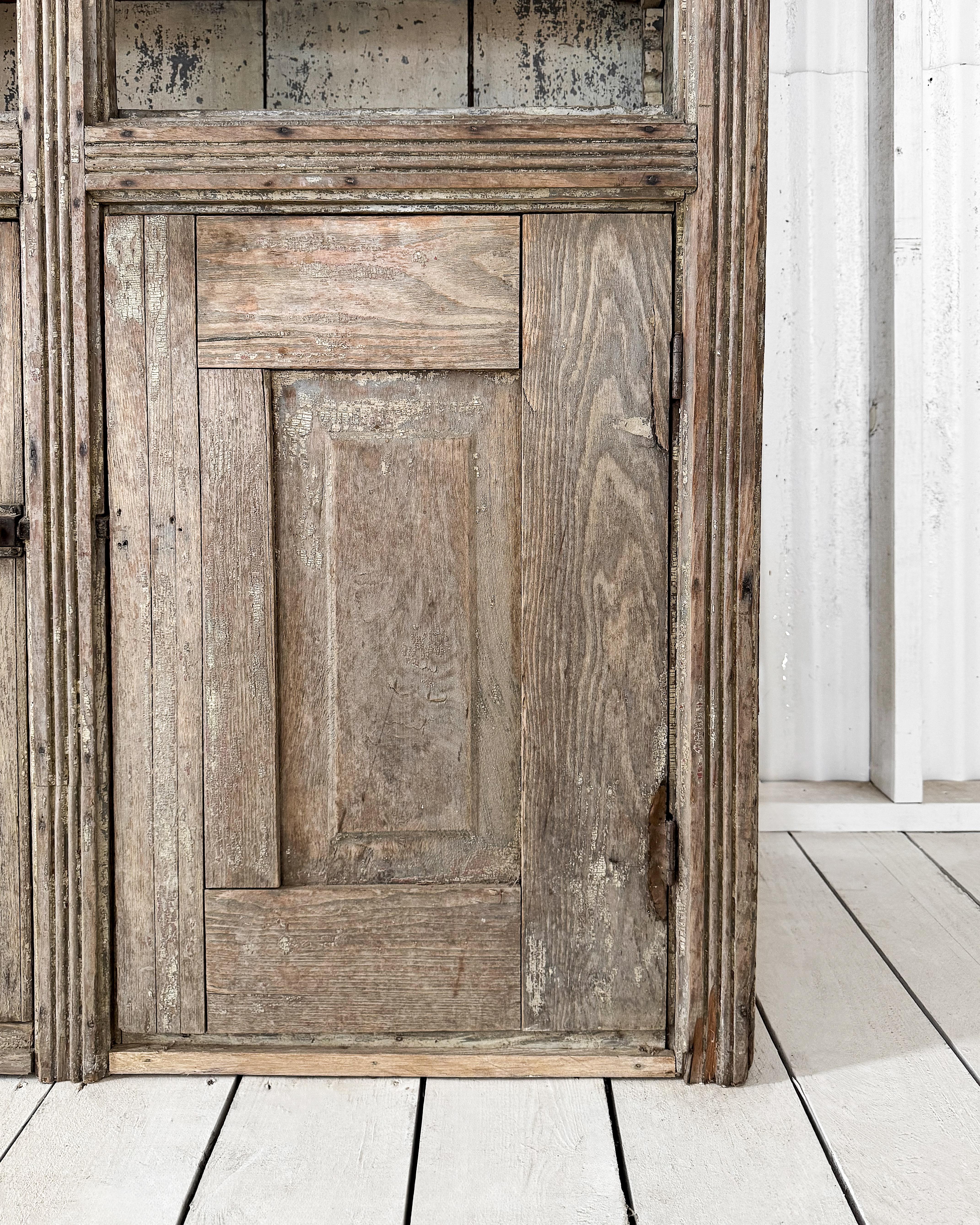 Antique Primitive 4 Door Cupboard with Worn Paint For Sale 7
