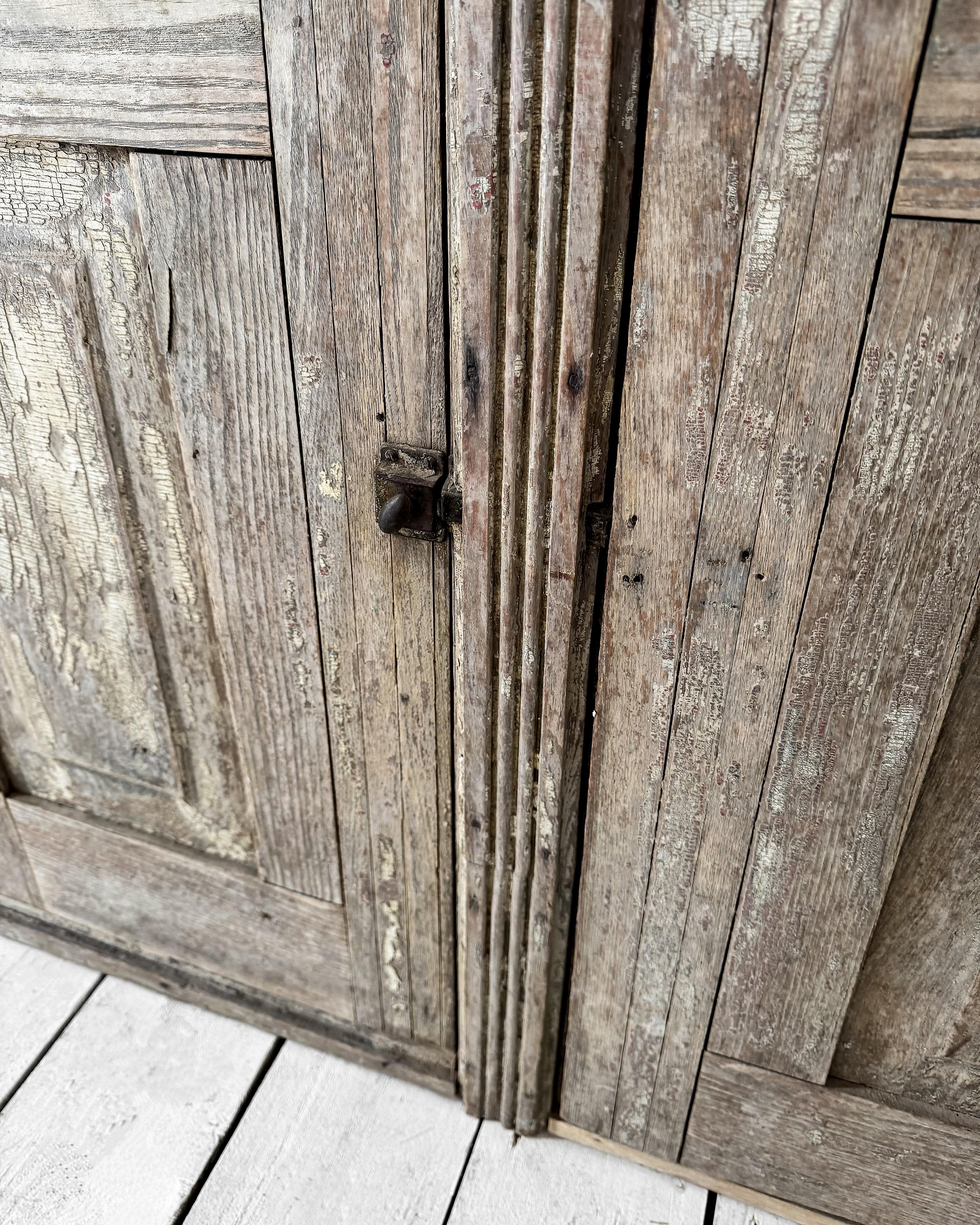 Antique Primitive 4 Door Cupboard with Worn Paint For Sale 6