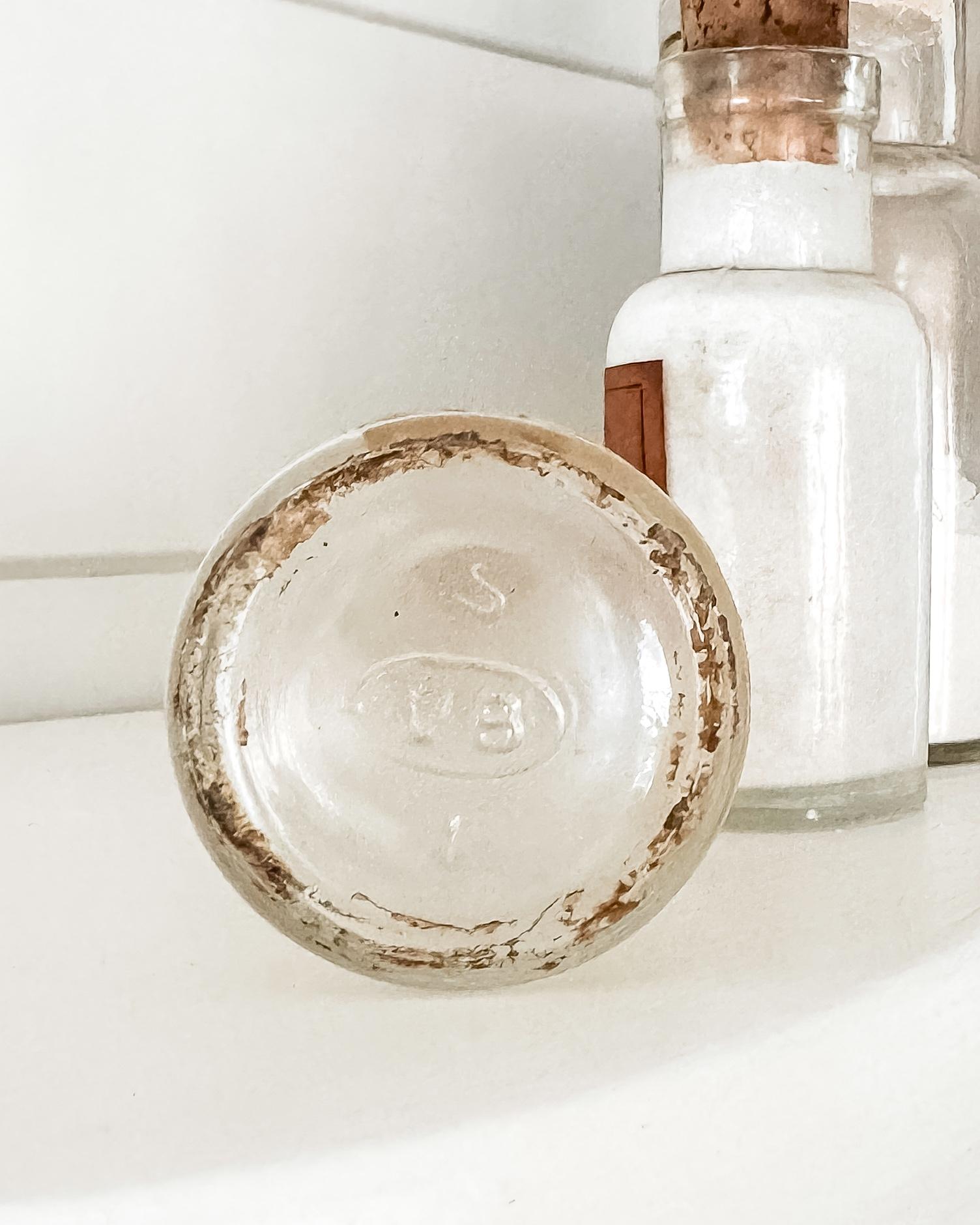 Set of 14 19th and 20th Century French Apothecary Bottles For Sale 15
