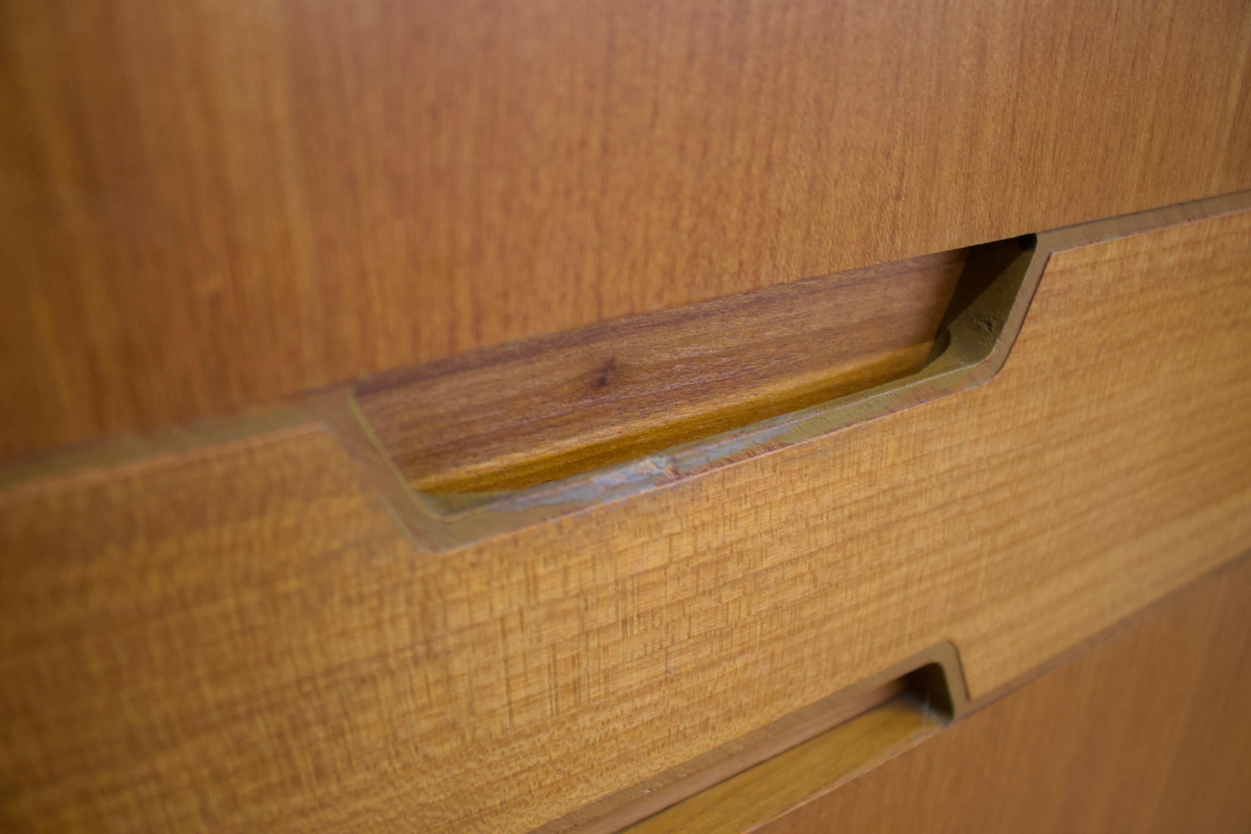 Armadio in teak di Uniflex, anni '60 in vendita 5