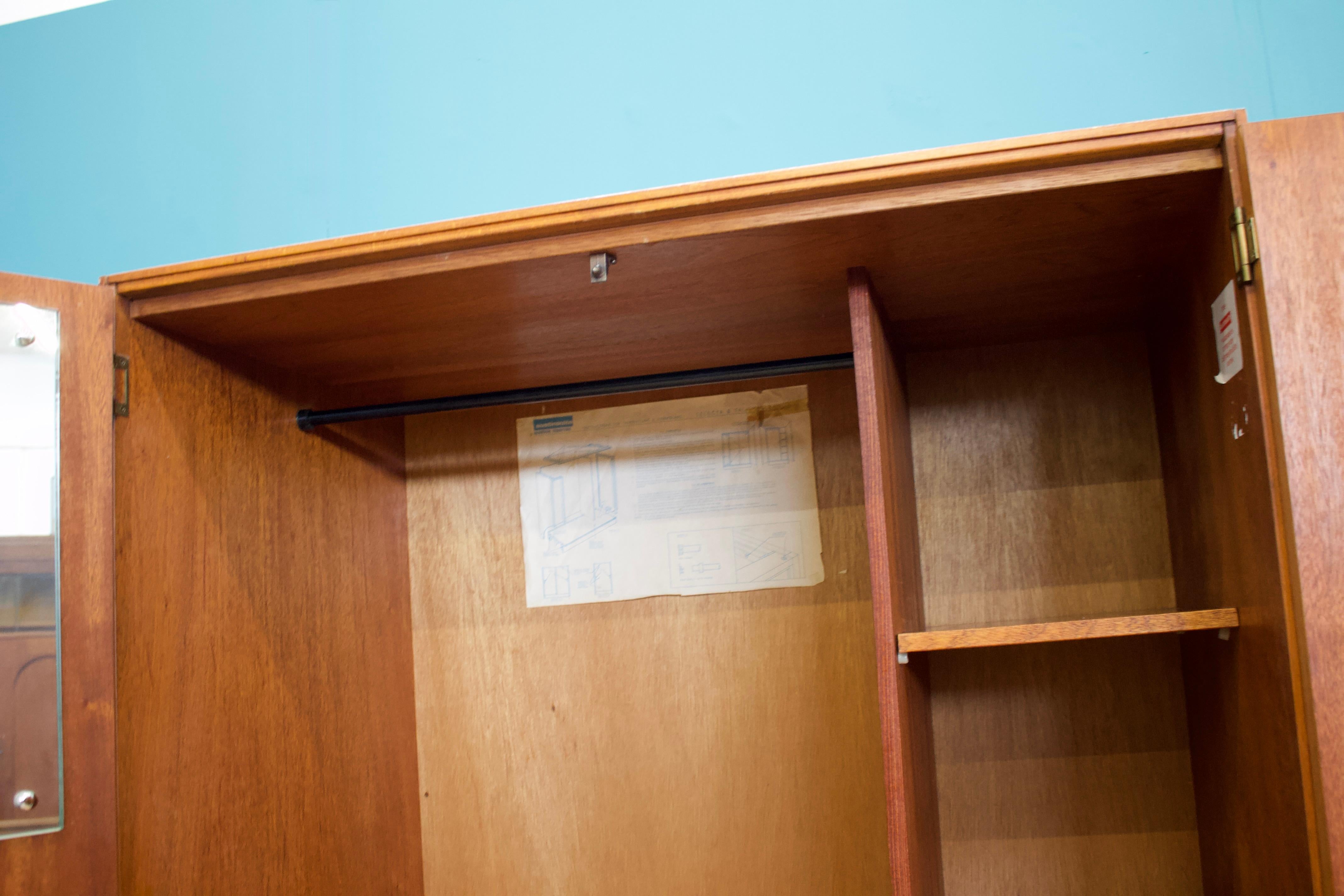 Teak Double Wardrobe from Austinsuite, 1960s For Sale 3