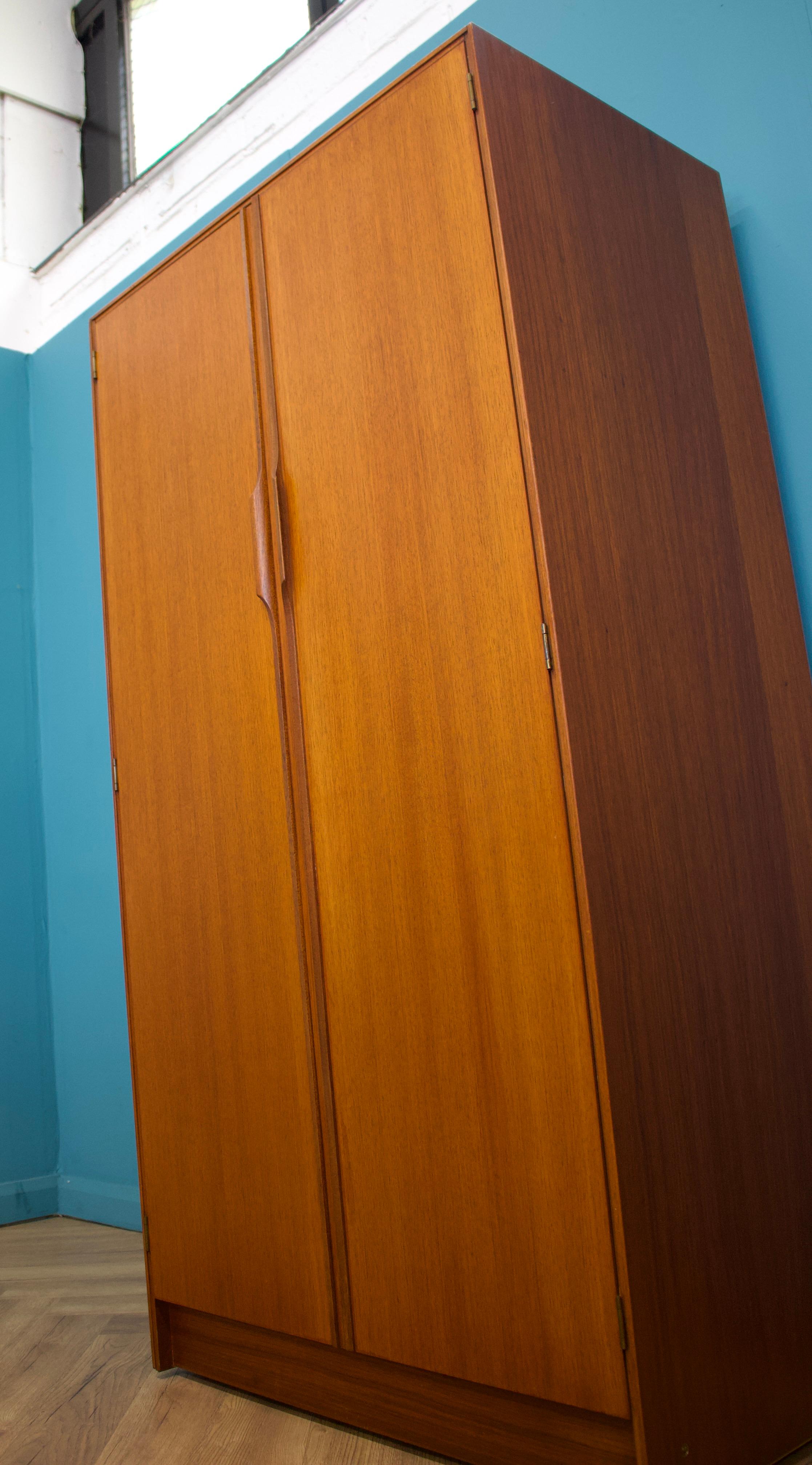 Teak Double Wardrobe from Austinsuite, 1960s For Sale 1