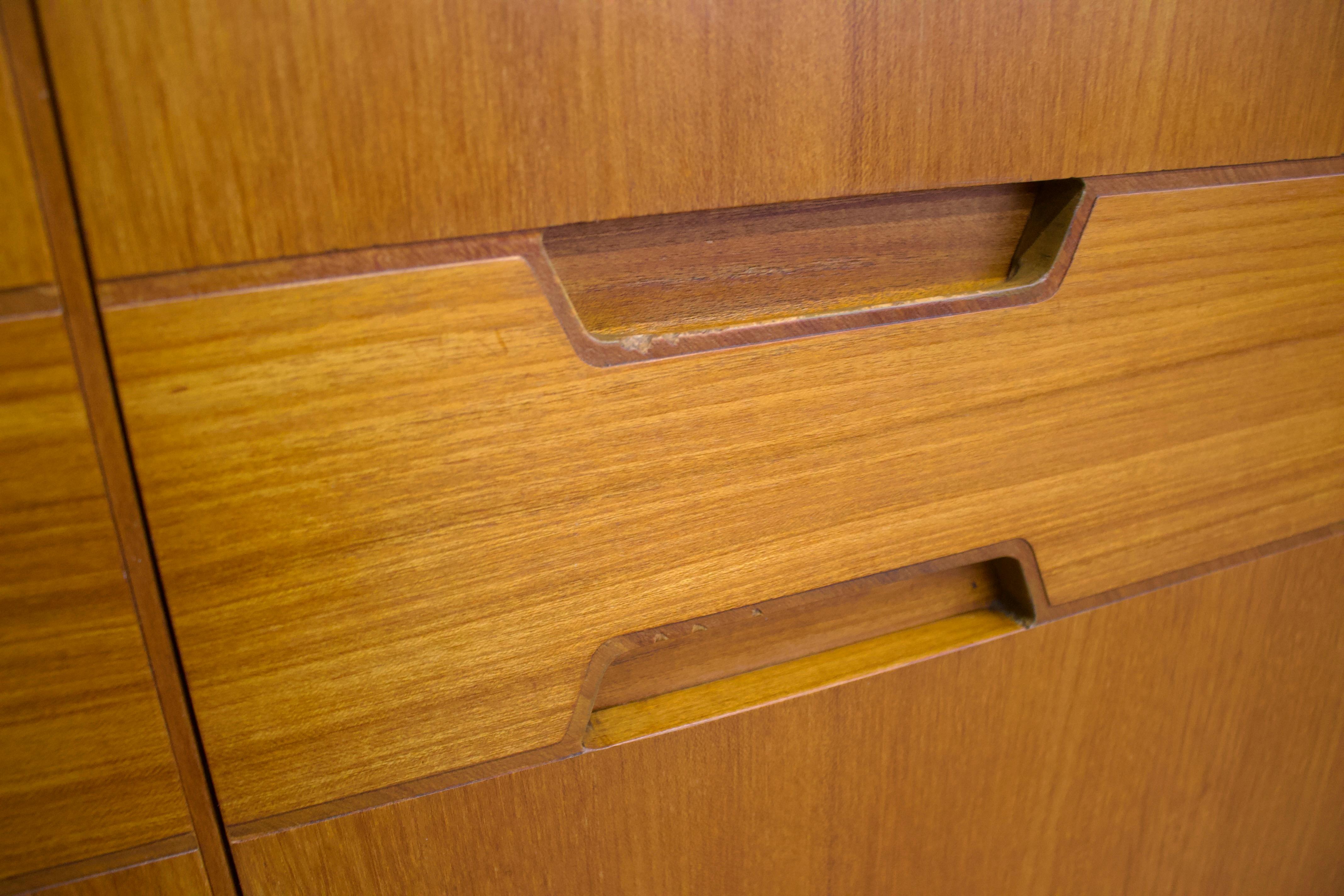 Armadio in teak di Uniflex, anni '60 in vendita 5