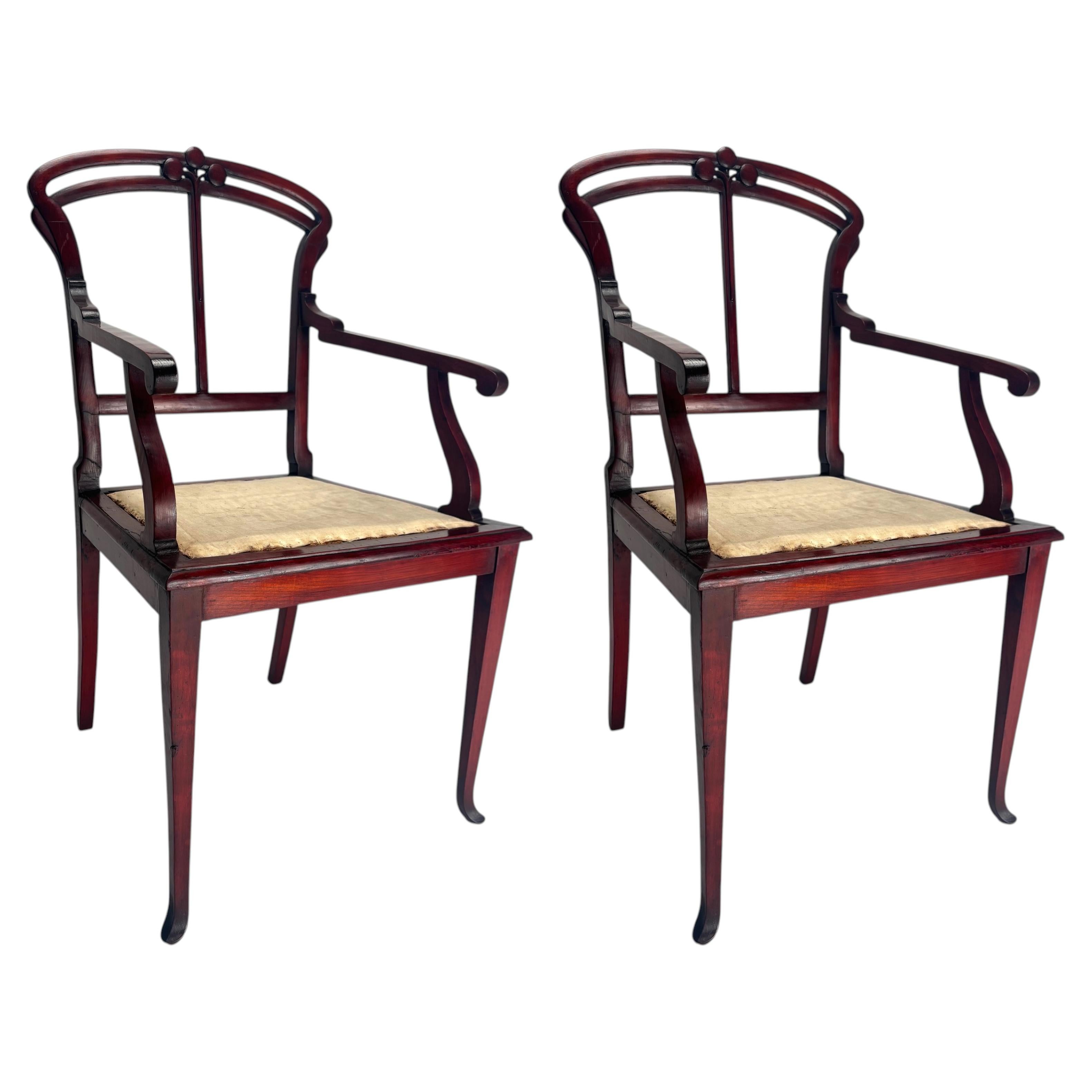 Paire de fauteuils Art nouveau en bois signés Carlo Zen, Italie