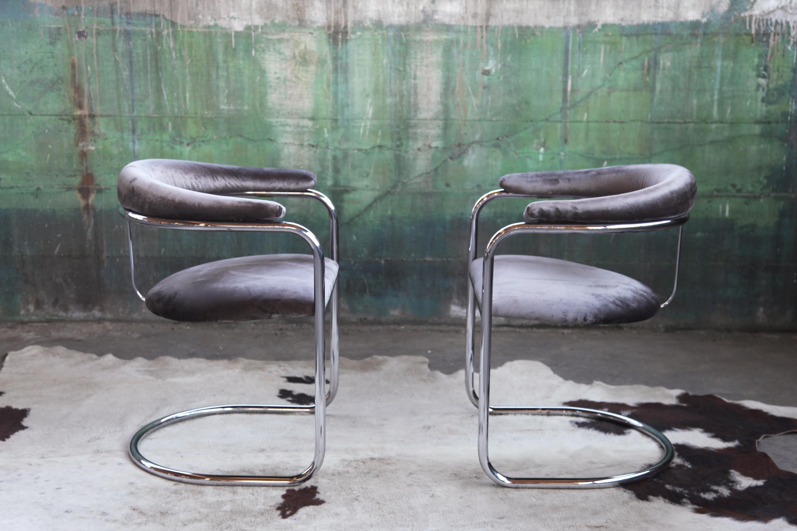 Pair of Mid-Century Modern Anton Lorenz for Thonet Bent Chrome Cantilever Chairs 1