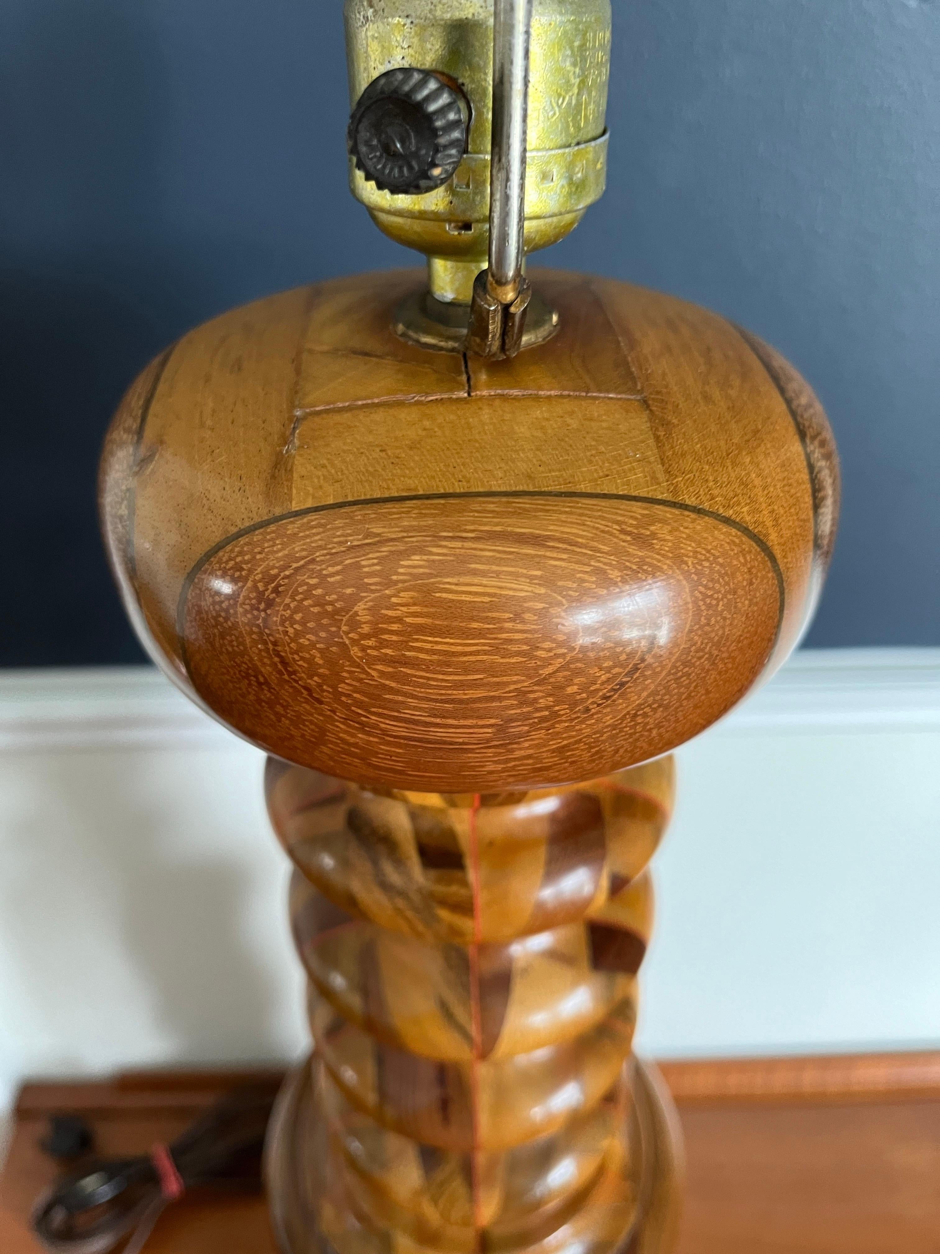 Vintage Turned Wood Lamp Mahogany Maple and Walnut In Good Condition For Sale In W Allenhurst, NJ