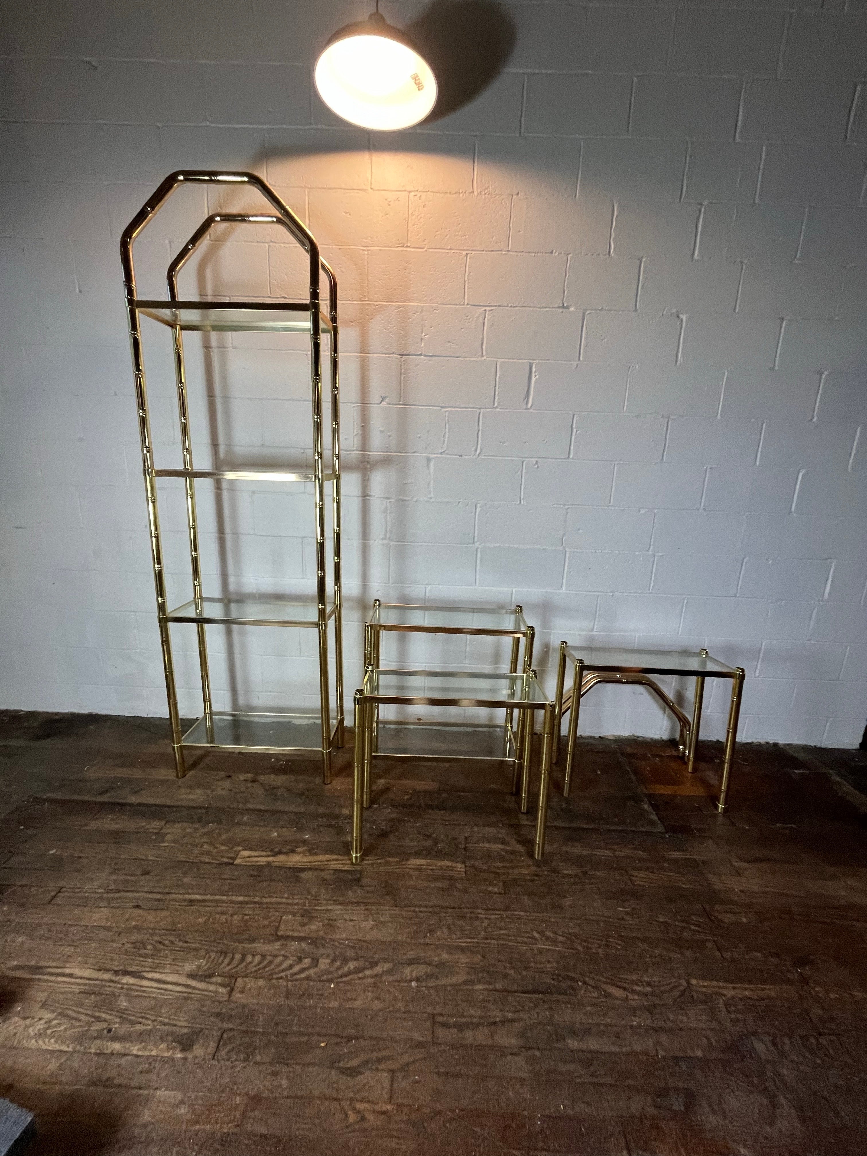 Mid-Century moderno Etageres modulari in finto bambù del Medioevo in vendita