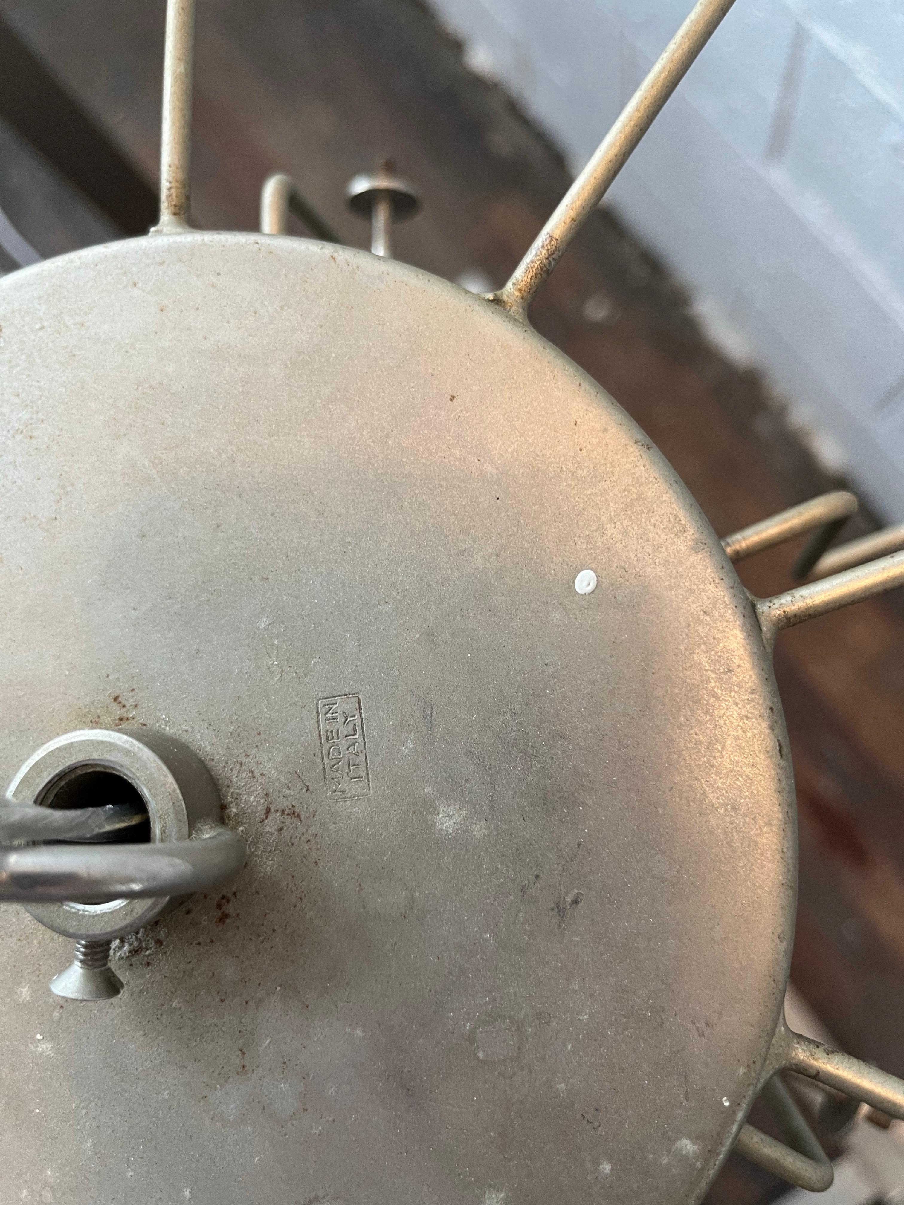 J.T. Lampadario Kalmar a pannelli trasparenti e fumé In condizioni buone in vendita a W Allenhurst, NJ