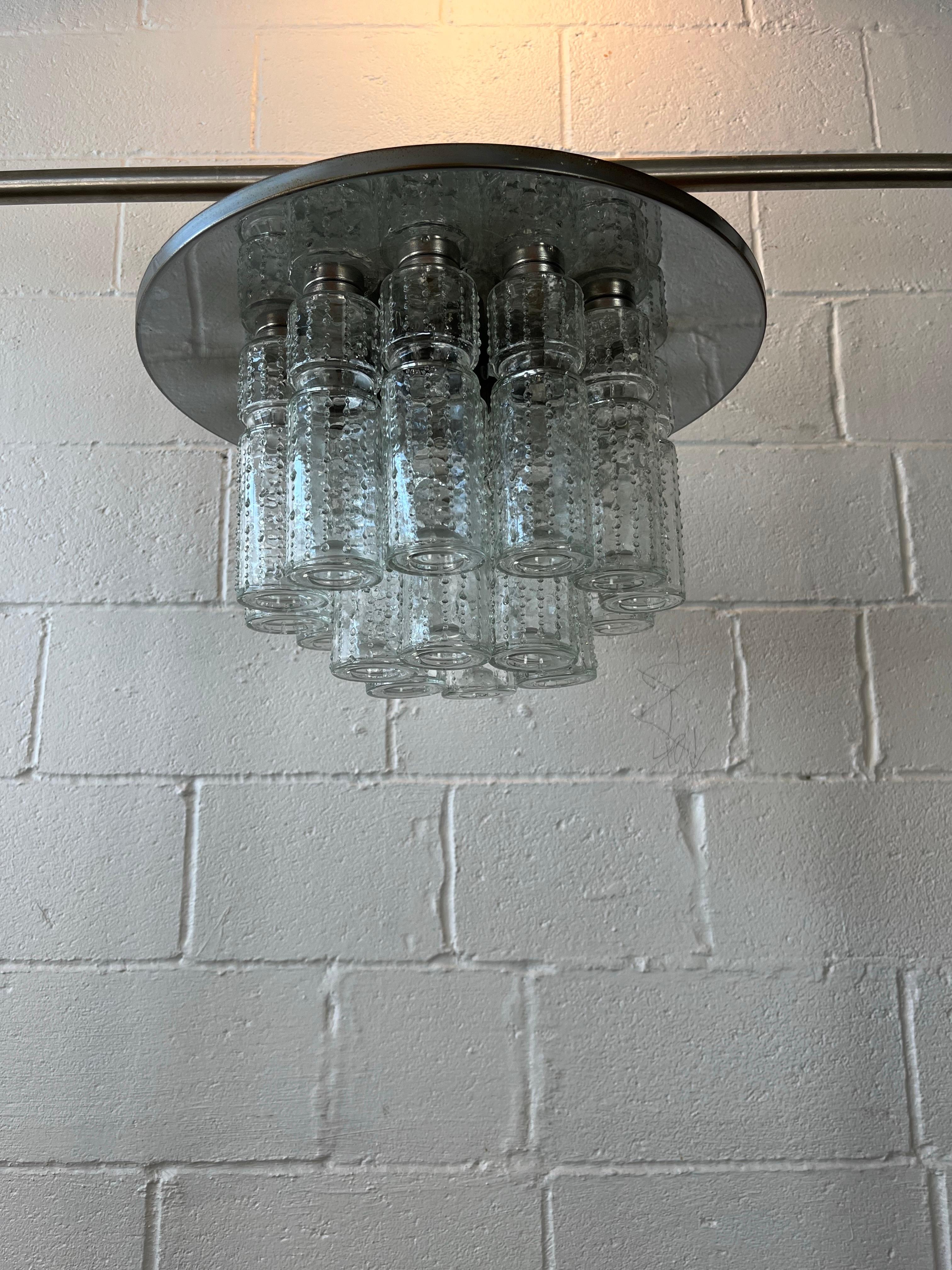 Sconosciuto Lampadario a incasso di metà secolo con prismi di vetro soffiato a mano in vendita