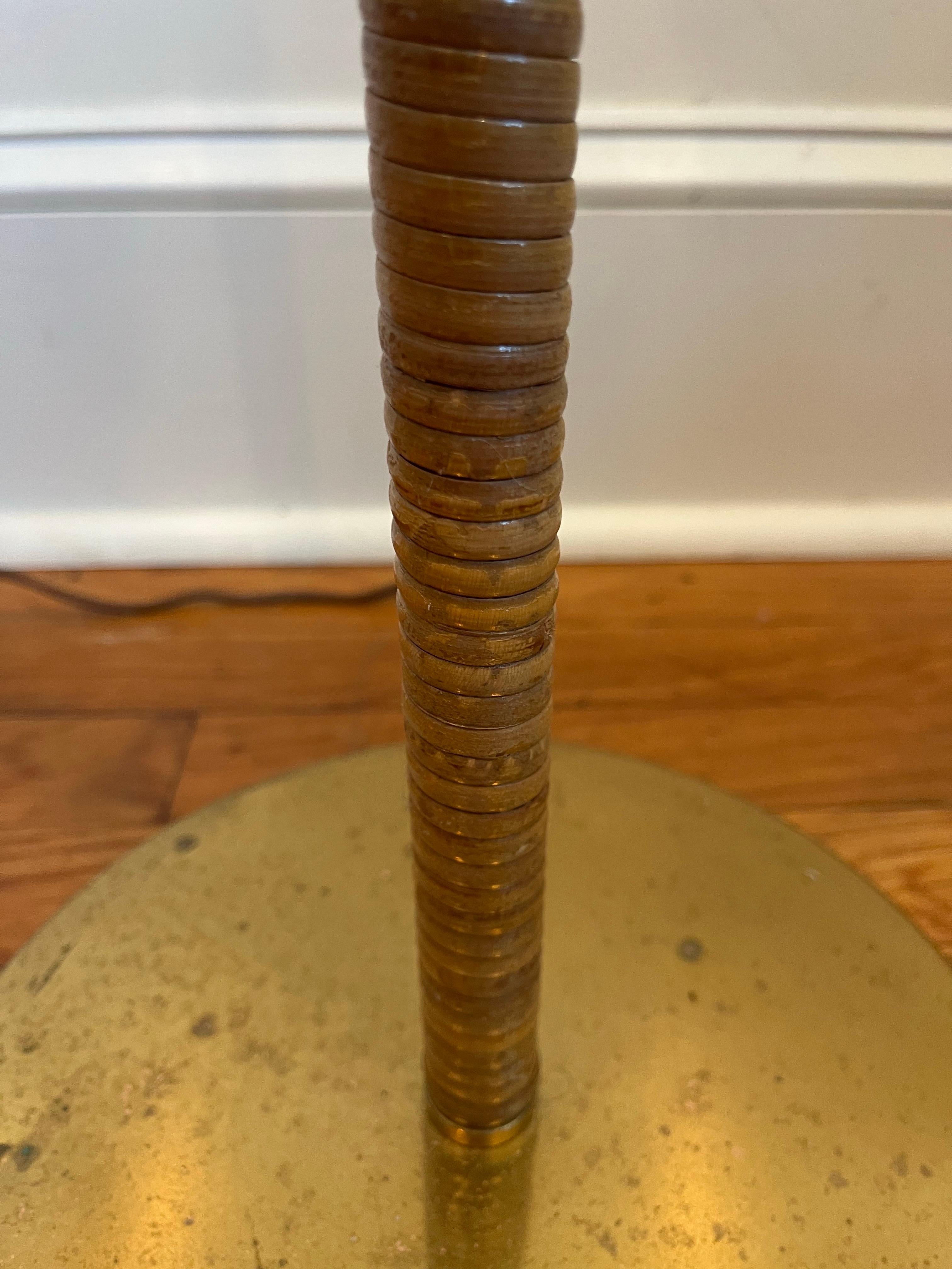 Mid-Century Modern Rattan and Brass Swing Arm Floor Lamp en vente 5