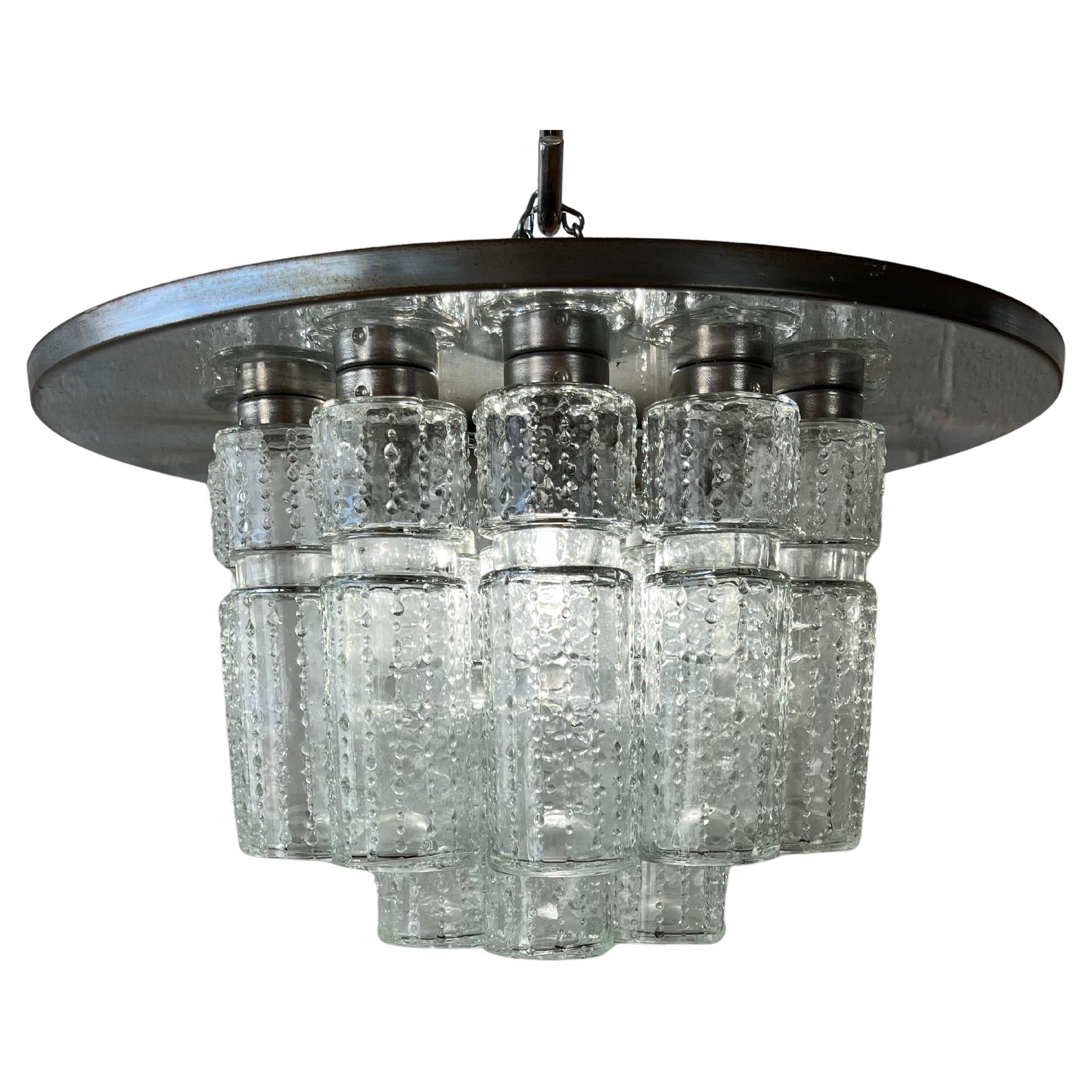 Mid-Century moderno Lampadario a incasso di metà secolo con prismi di vetro soffiato a mano in vendita