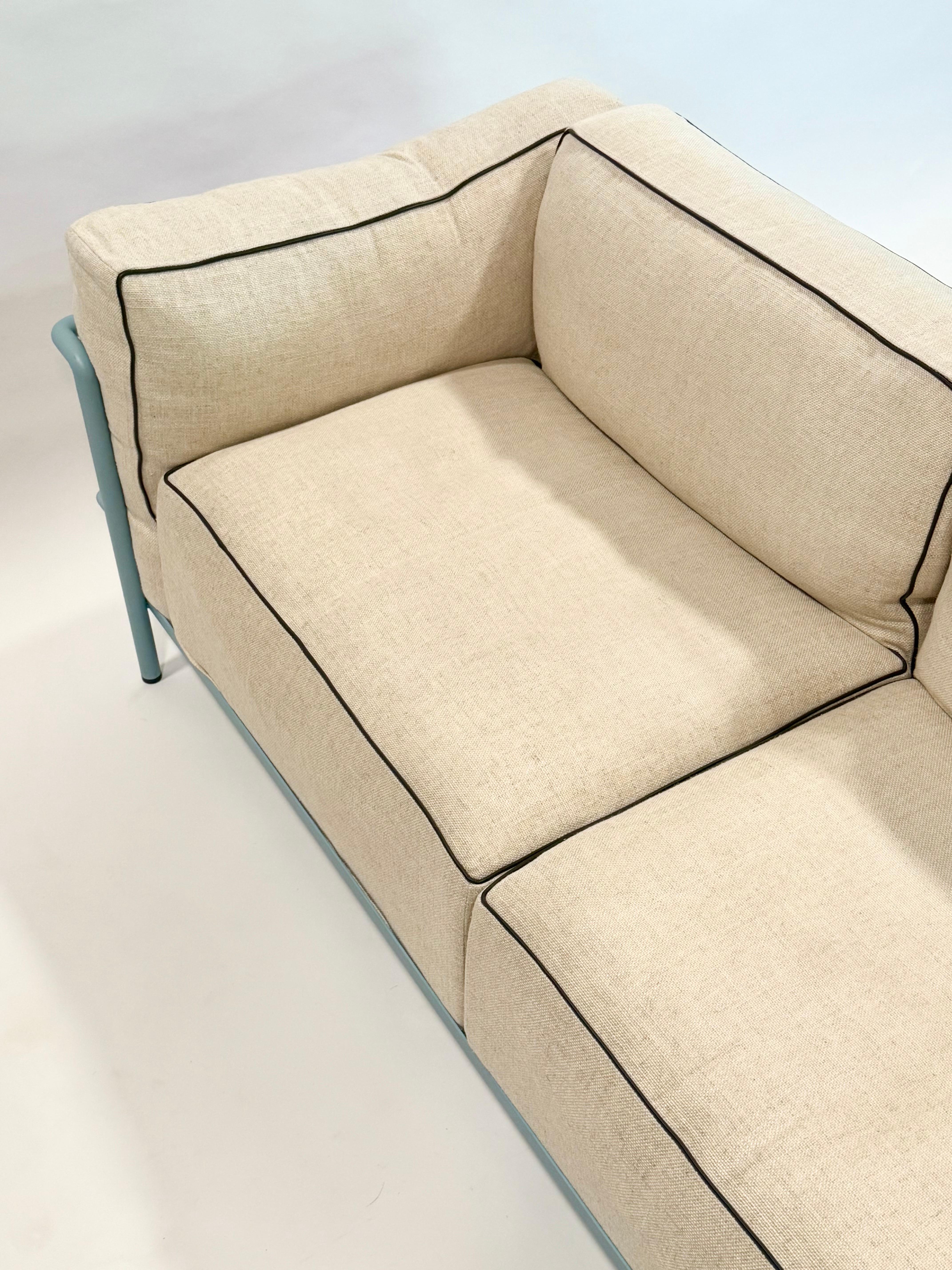 Le Corbousier LC2 Fauteuil Grand Confort, Grand Modéle Custom Cassina For Sale 6