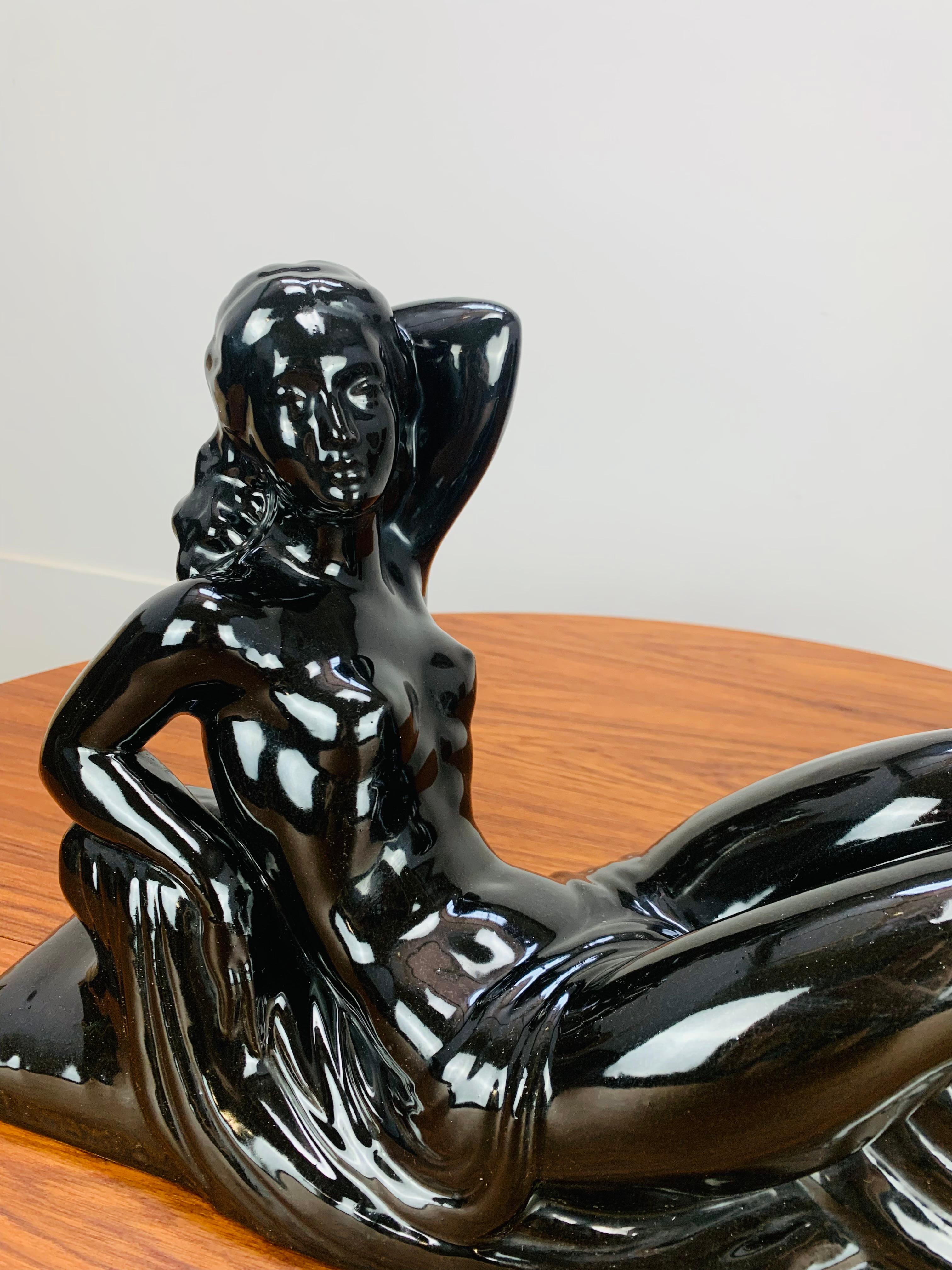 Scultura di donna Art Déco Charles Lemanceau per Saint Clément, anni '30 in vendita 6