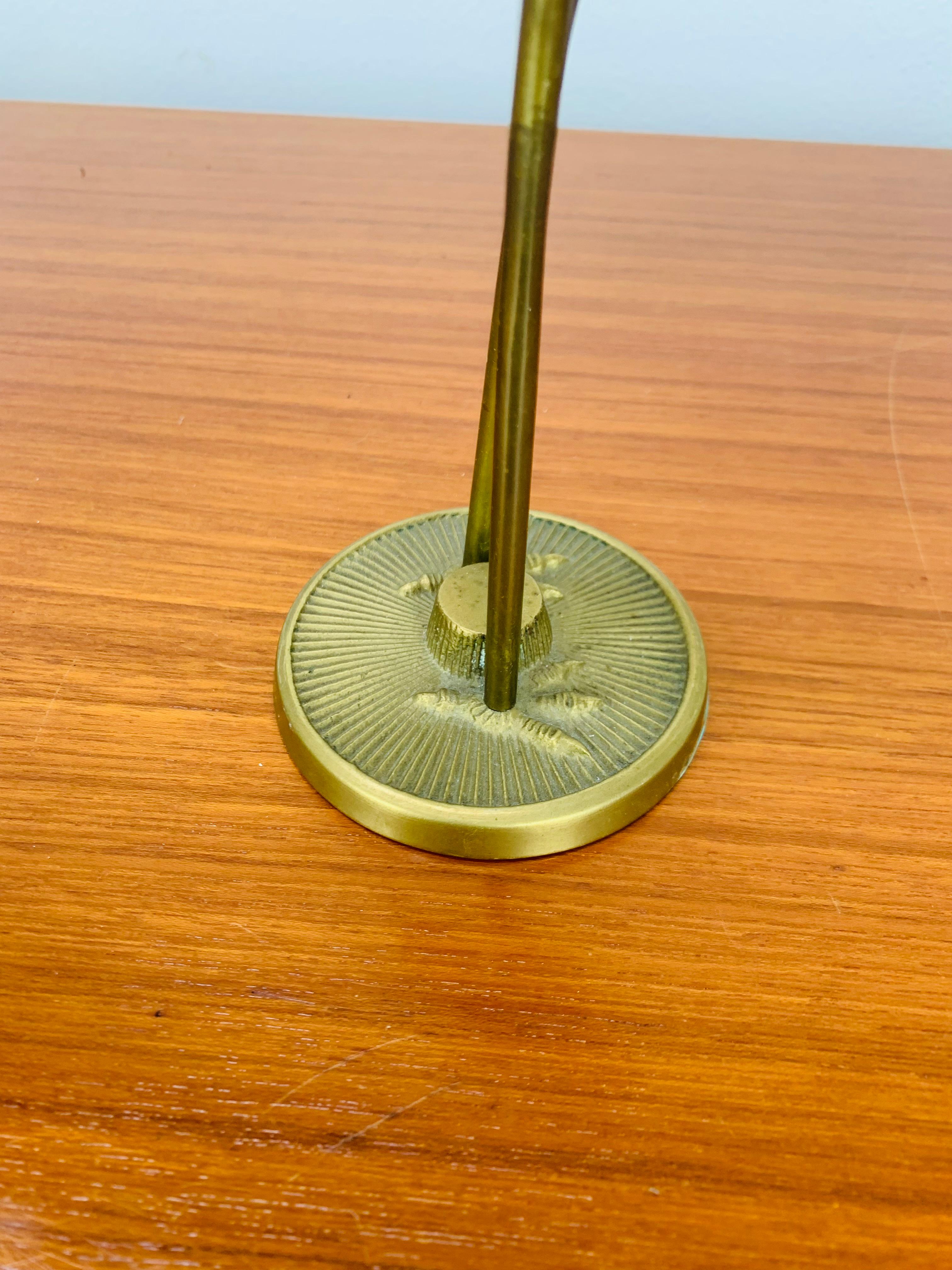 Coppia di sculture di uccelli in ottone a forma di airone o gru, anni '70 in vendita 3