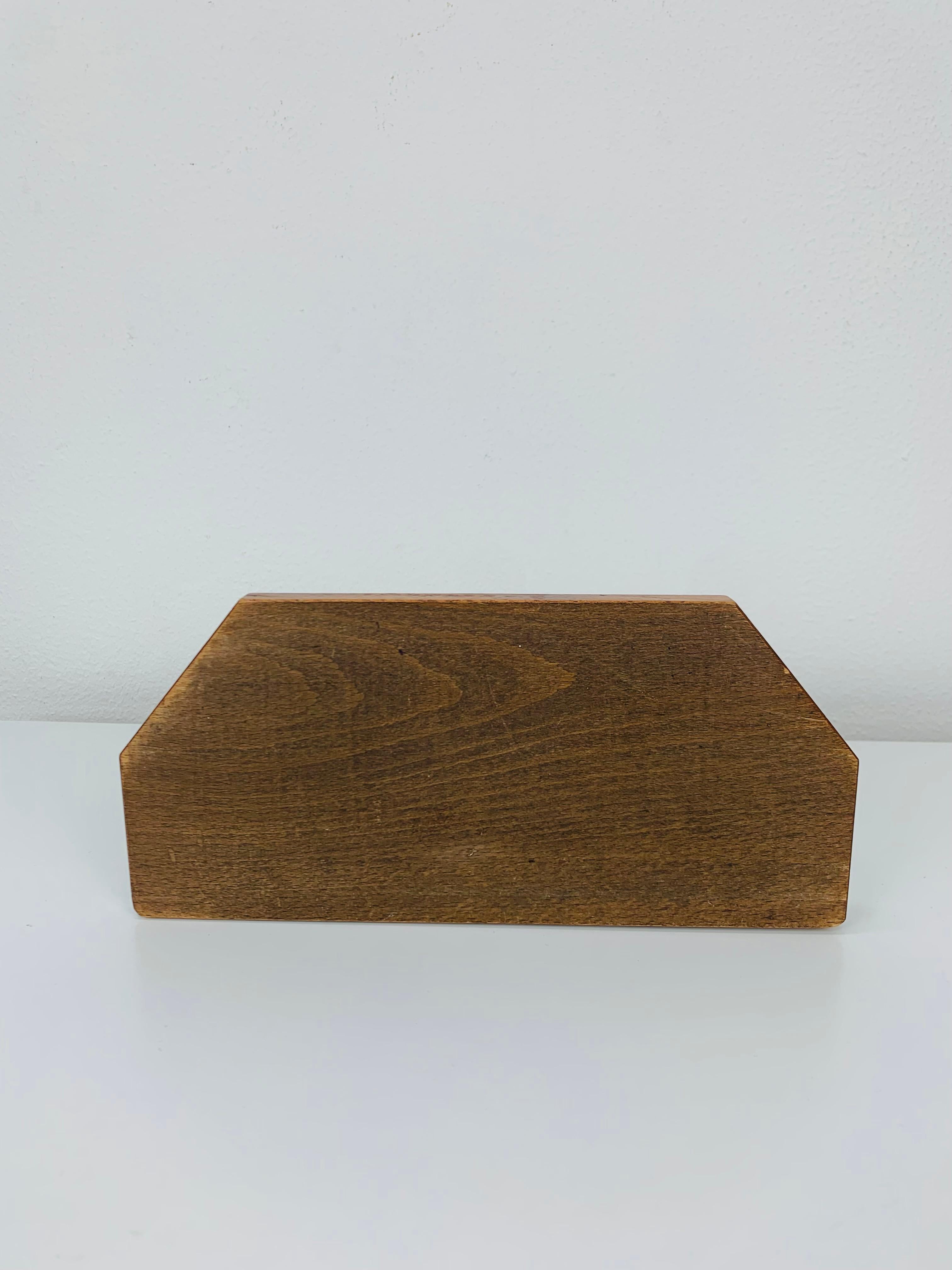 Art Deco Briefhalter aus Holz, 1940er Jahre, Frankreich im Angebot 2