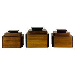 Ensemble de trois boîtes Art déco françaises, années 1940, en teck et bois exotiques