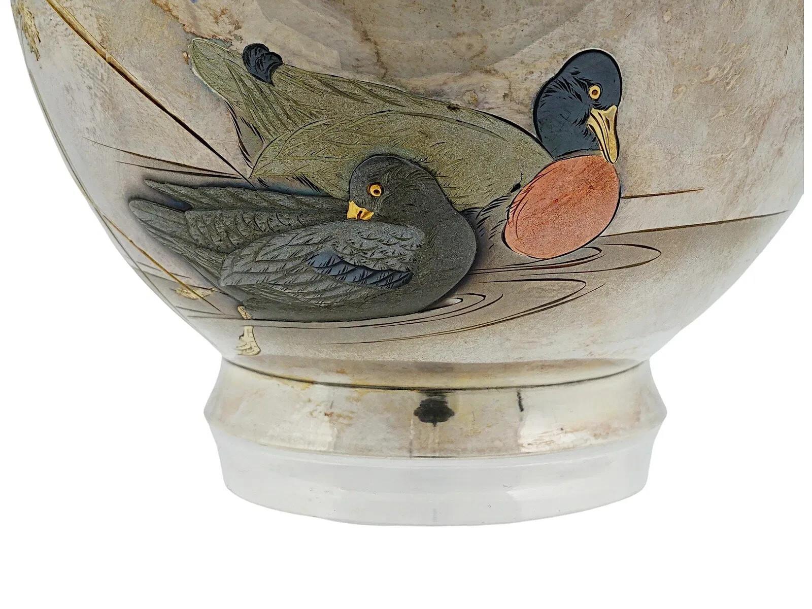 Ancien vase japonais en argent de l'ère Meiji Kintaro Hattaro en vente 3