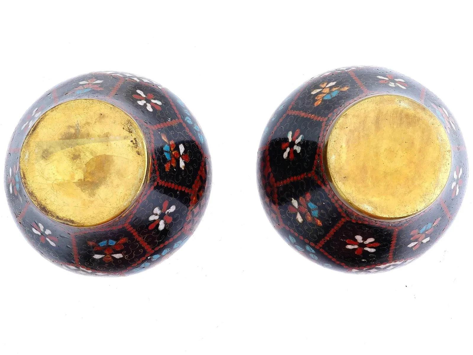Enamel Pair of Japanese cloisonné enamel covered jars For Sale