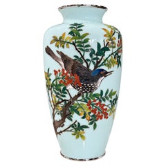 Vase japonais en forme d'oiseau, en fil d'argent et émail cloisonné, fin de l'ère Showa, signé Sato