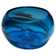 Gran cuenco alto de vidrio soplado azul, años 80