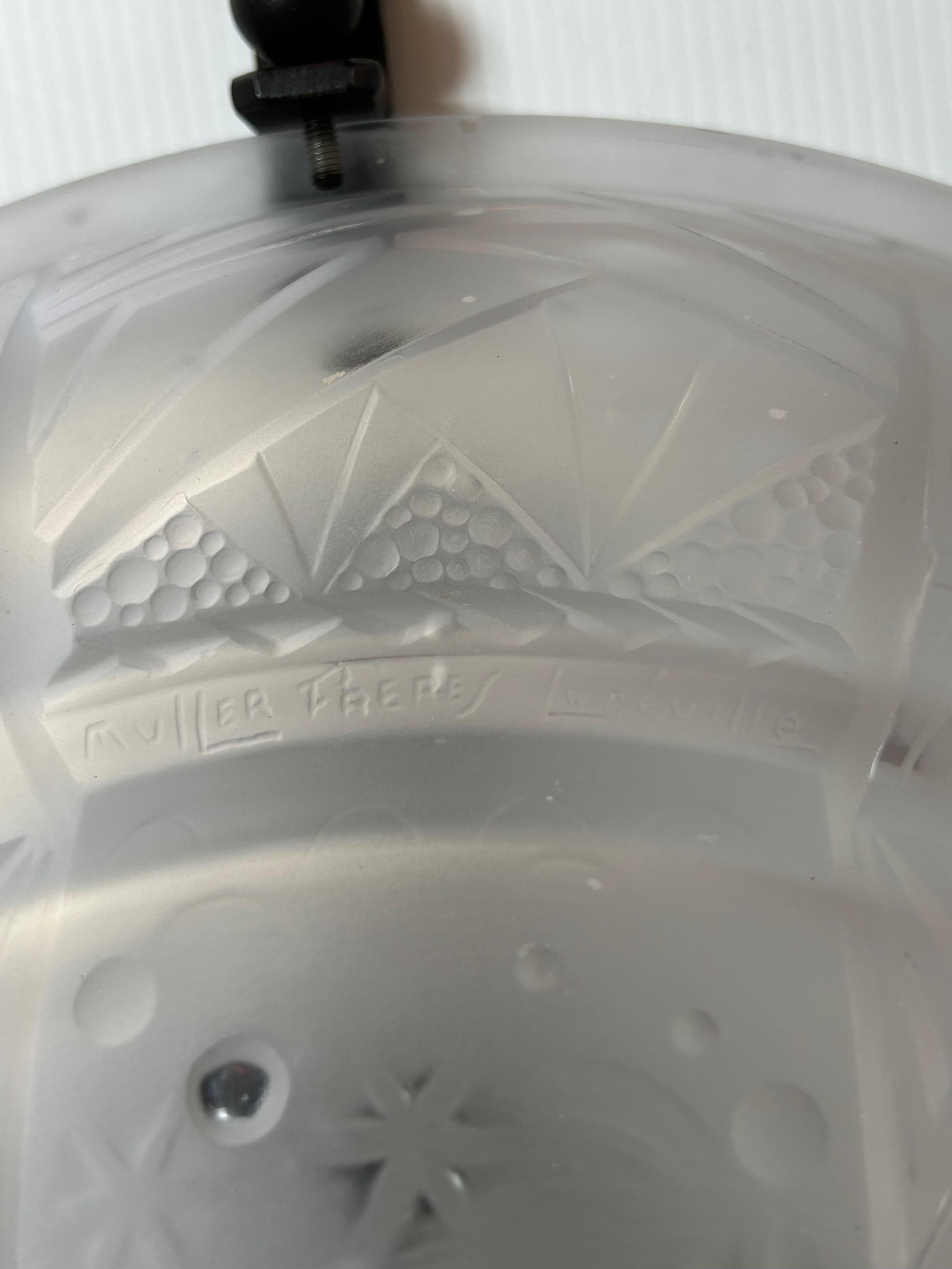 Muller Frères Art Deco Ceiling Light In Excellent Condition For Sale In NANTES, FR