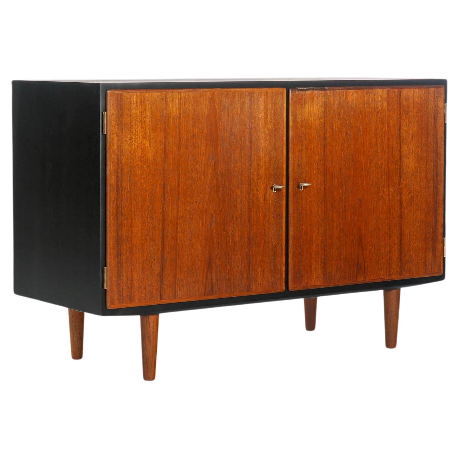 Enfilade / armoire MCM de Carlo Jensen pour Poul Hundevad, Danemark, vers les années 1960