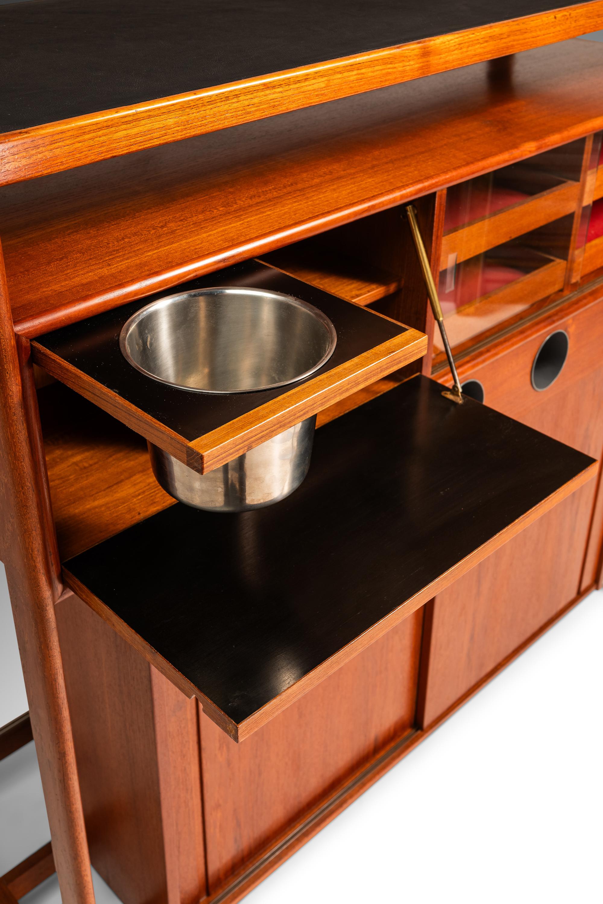 Dry Bar in Teak w/ Leather Top by Knud Bent for Dyrlund, Denmark, c. 1960s For Sale 9
