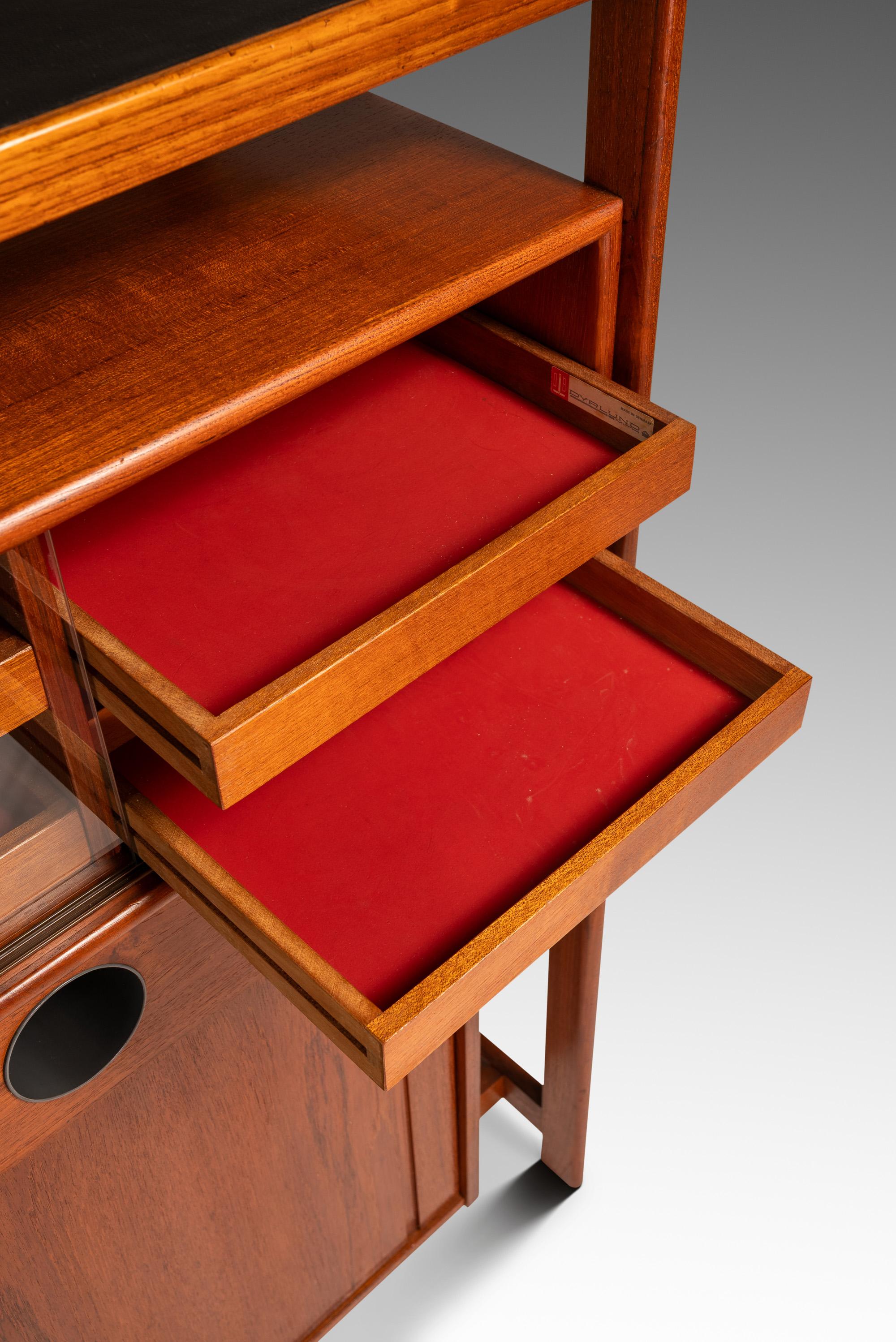 Dry Bar in Teak w/ Leather Top by Knud Bent for Dyrlund, Denmark, c. 1960s For Sale 10